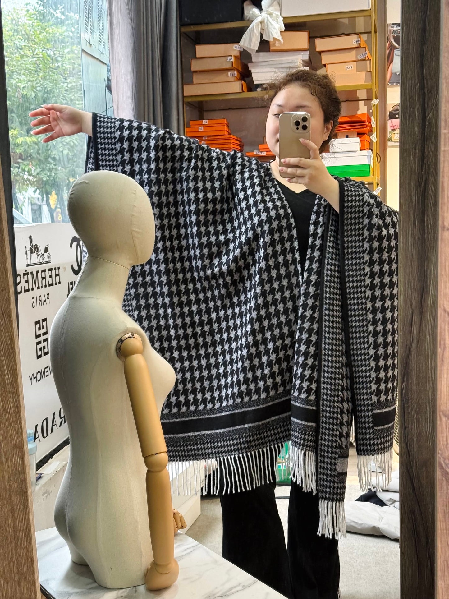 Khăn Choàng Dior HN55 18/11