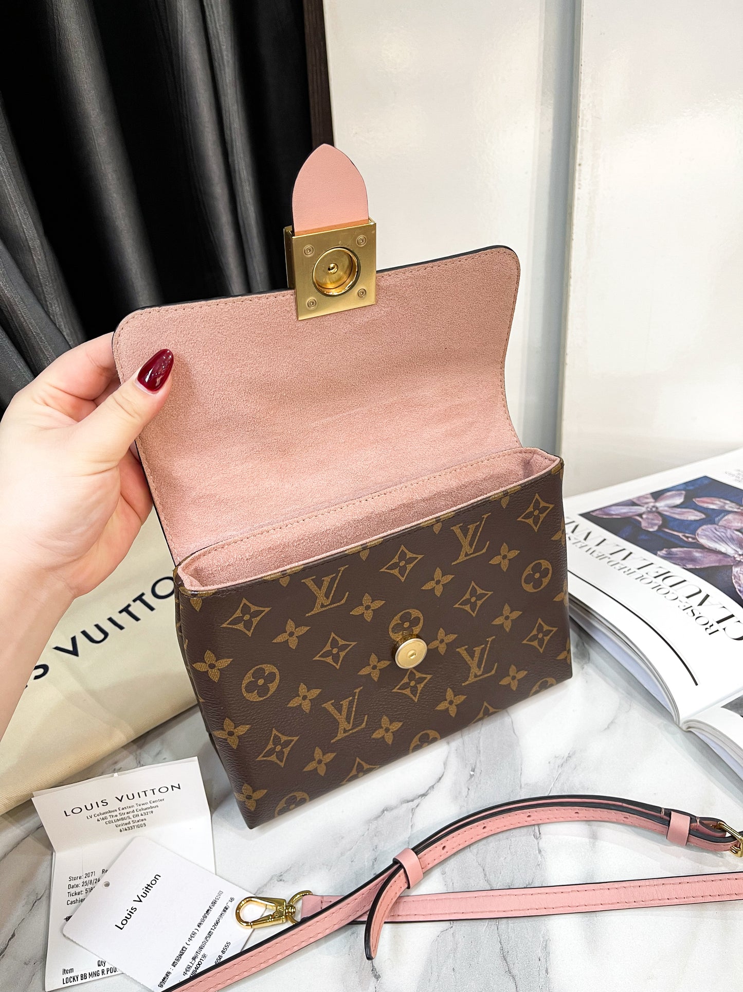 LV Locky Hồng