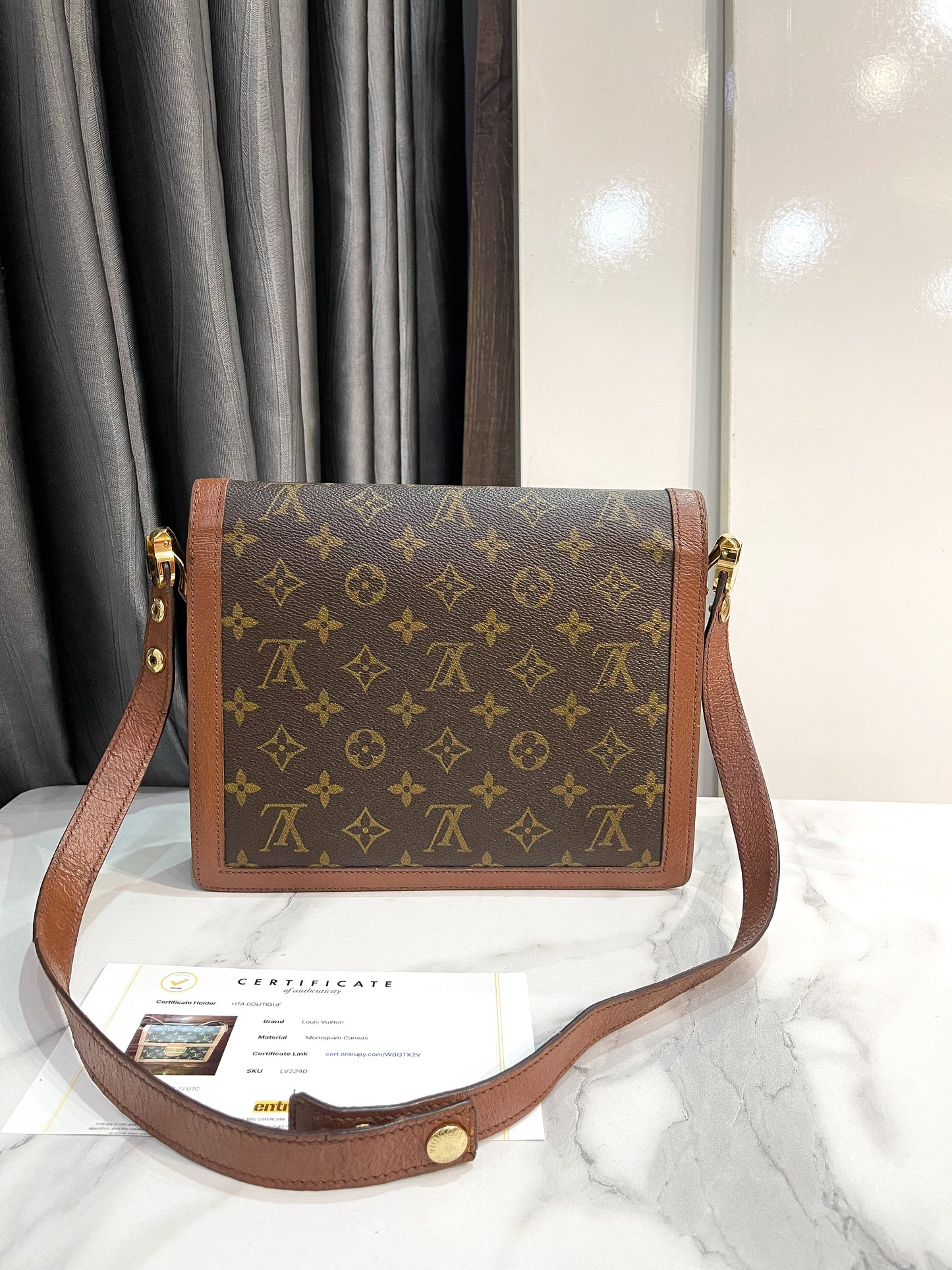 LV Dauphine Vintage