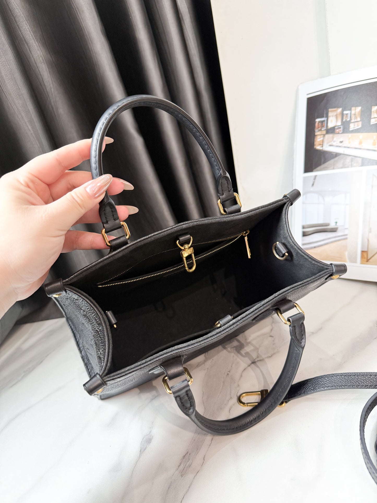 LV On The Go PM Da Bê
