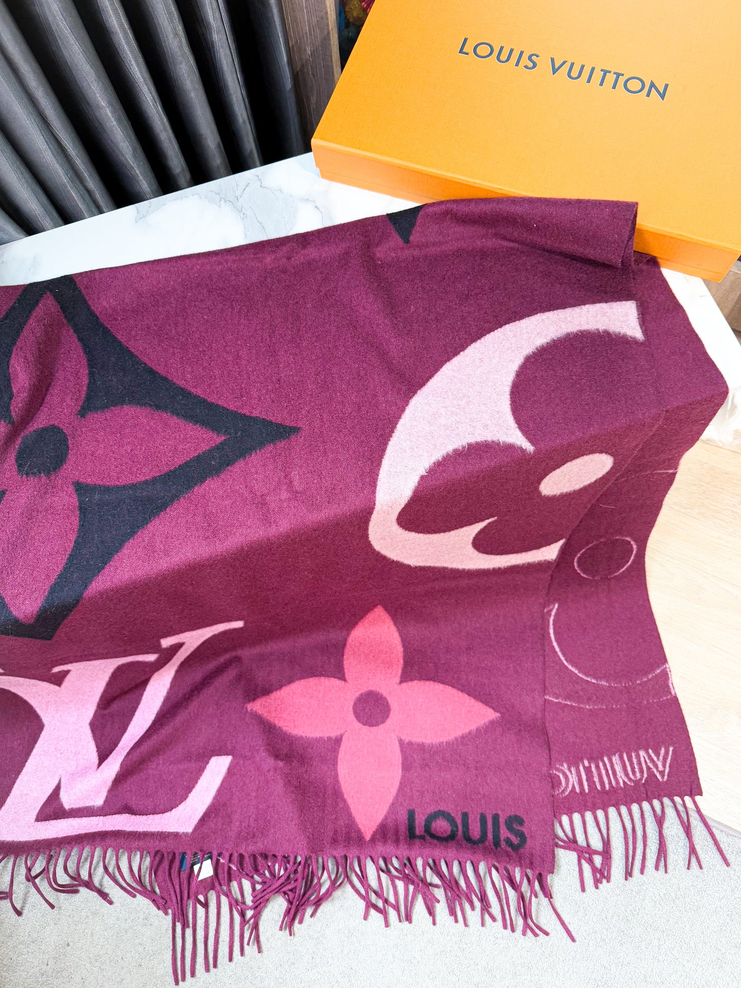 Khăn Choàng LV Cashmere 14/5