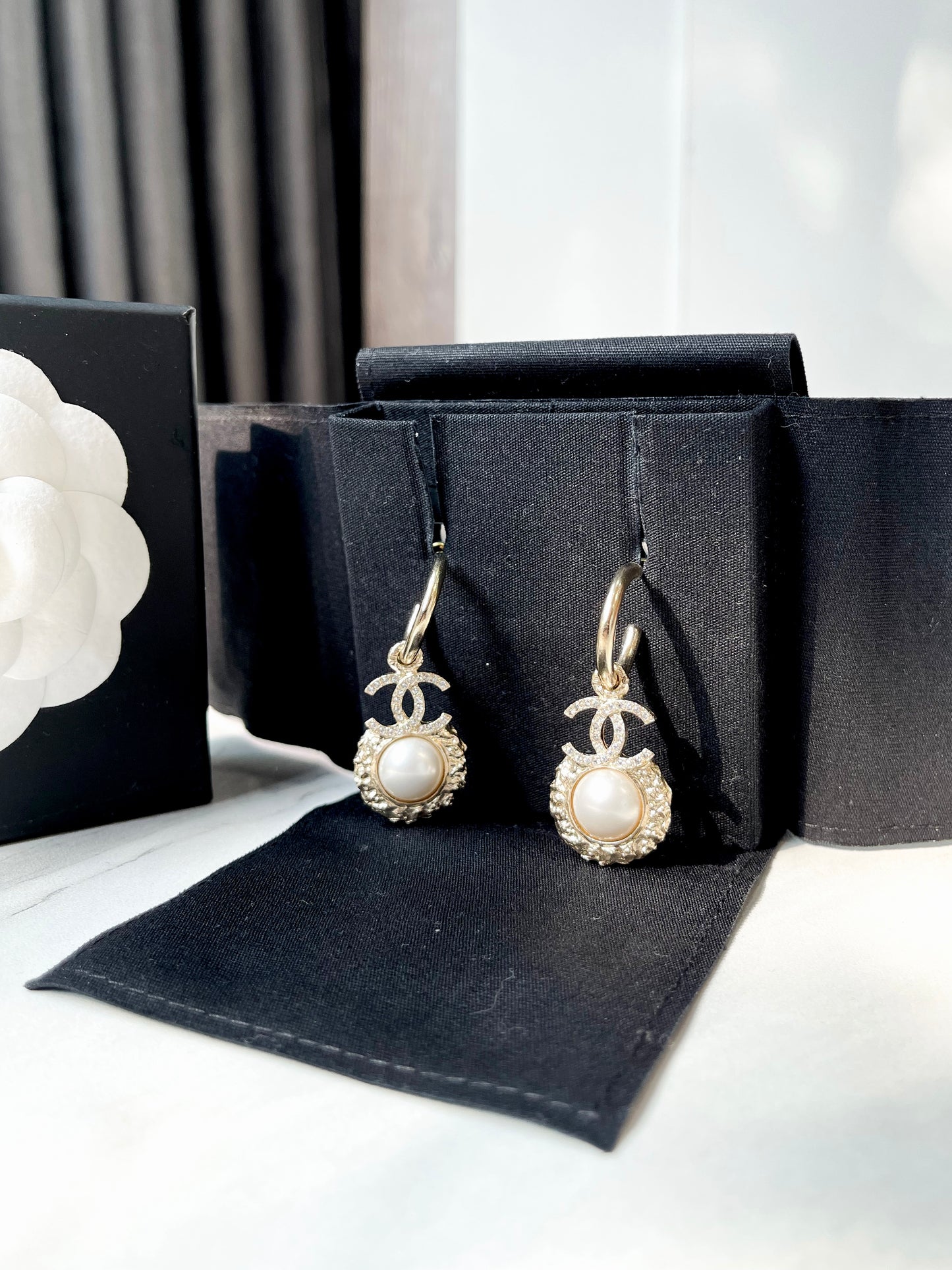 Khuyên Tai Chanel New