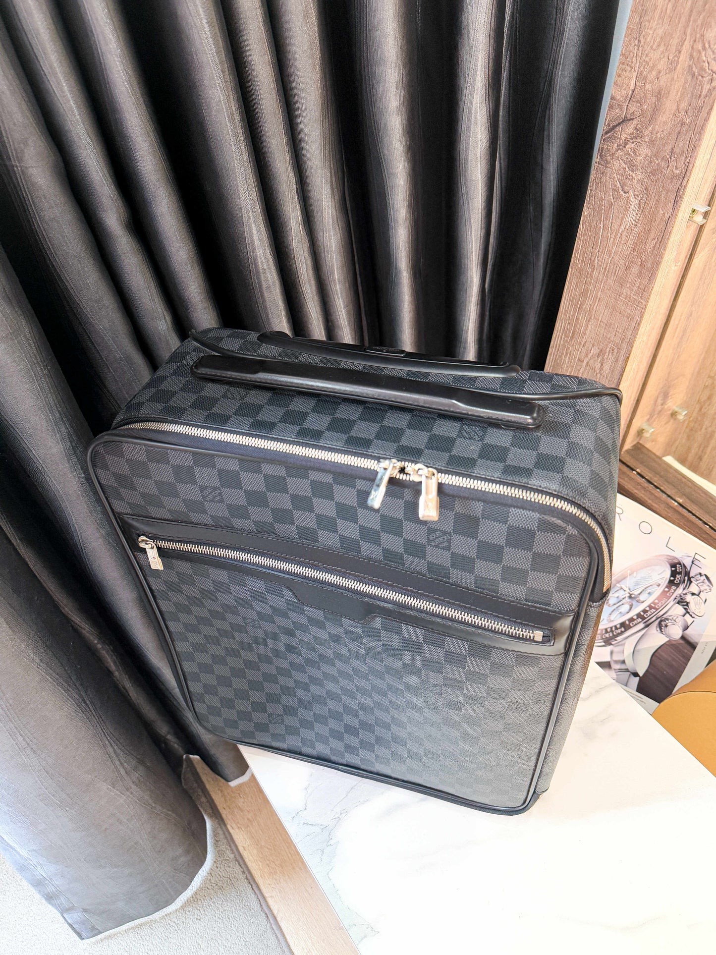 A A Vali LV Damier Size Cabin 45