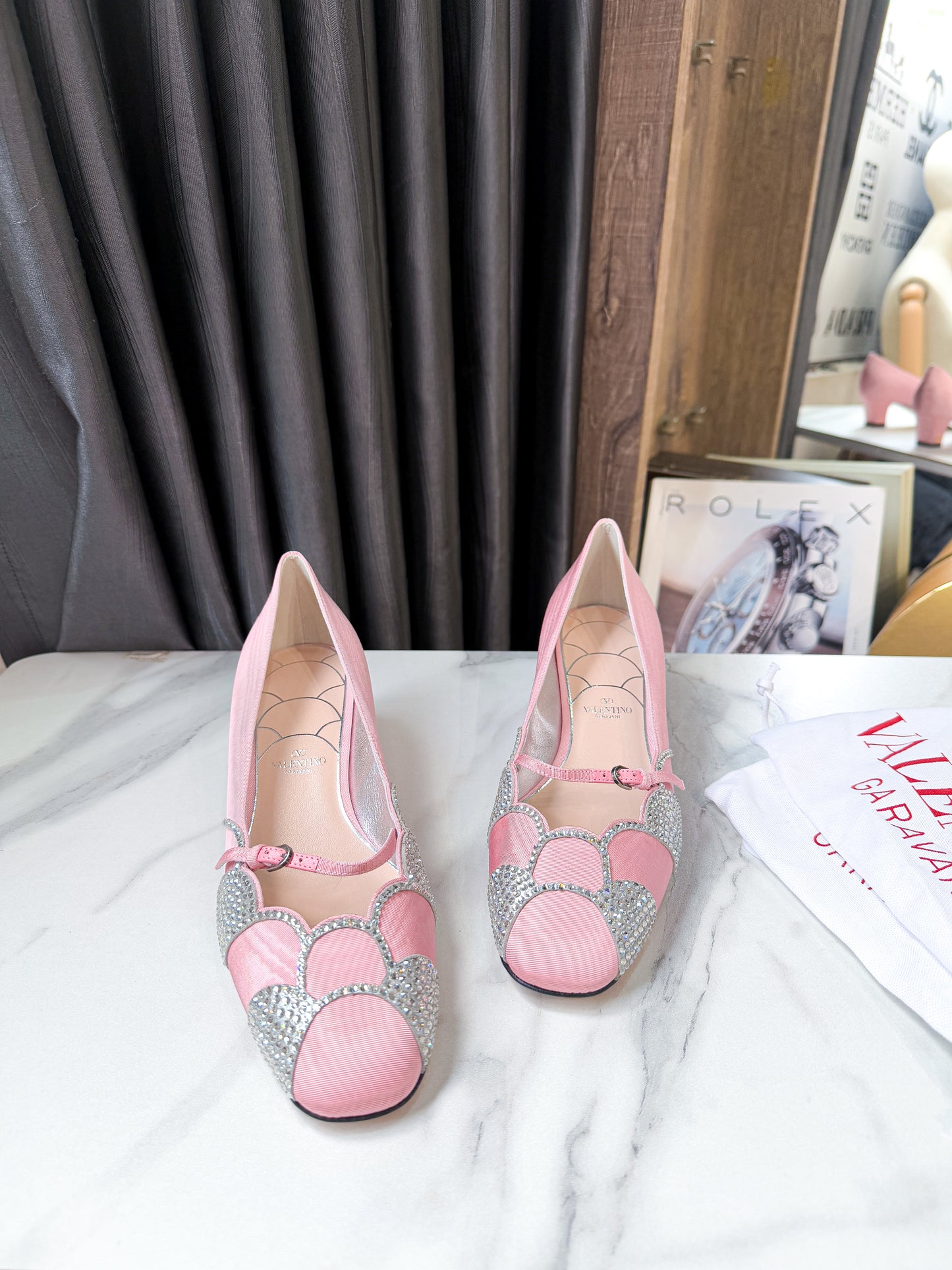 Giày VLTN Size 38 Hồng