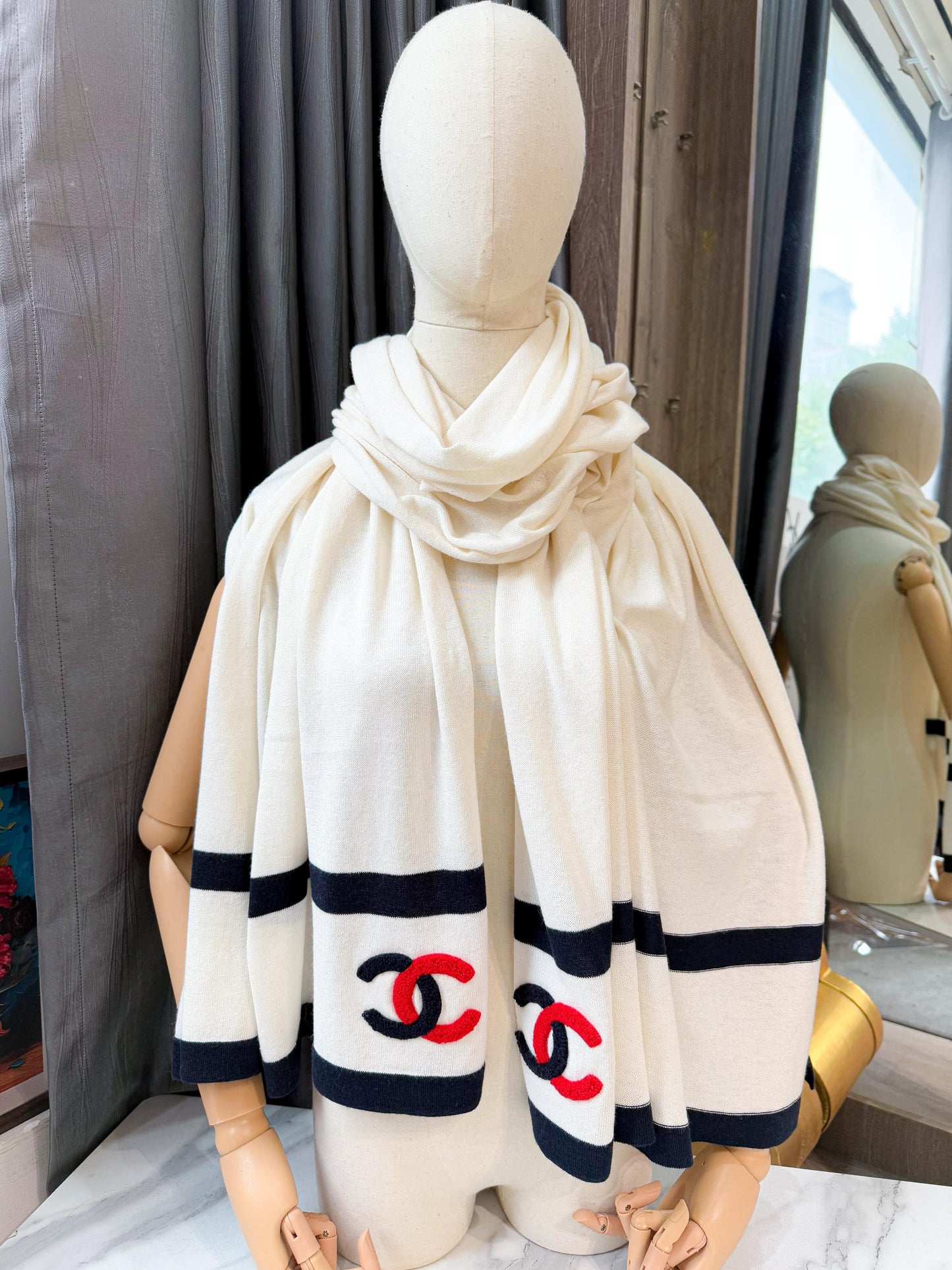 Khăn Choàng Chanel 26/2