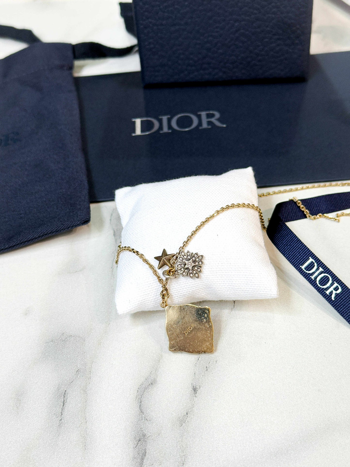 Vòng Cổ Dior