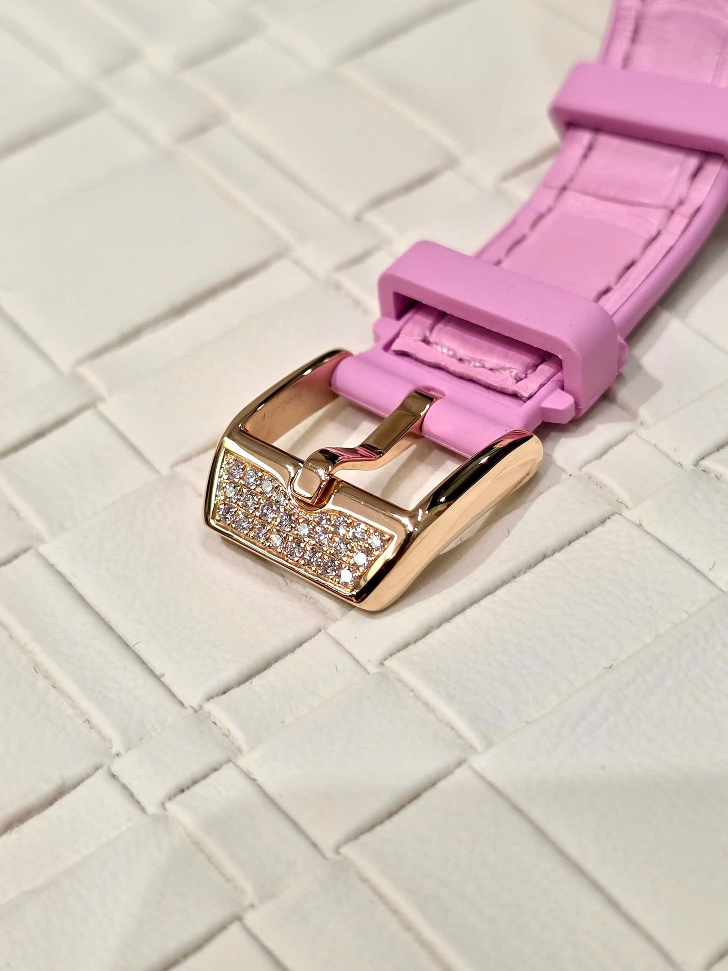 Đồng Hồ Franck Muller Vanguard V32 Pink Rose Limited