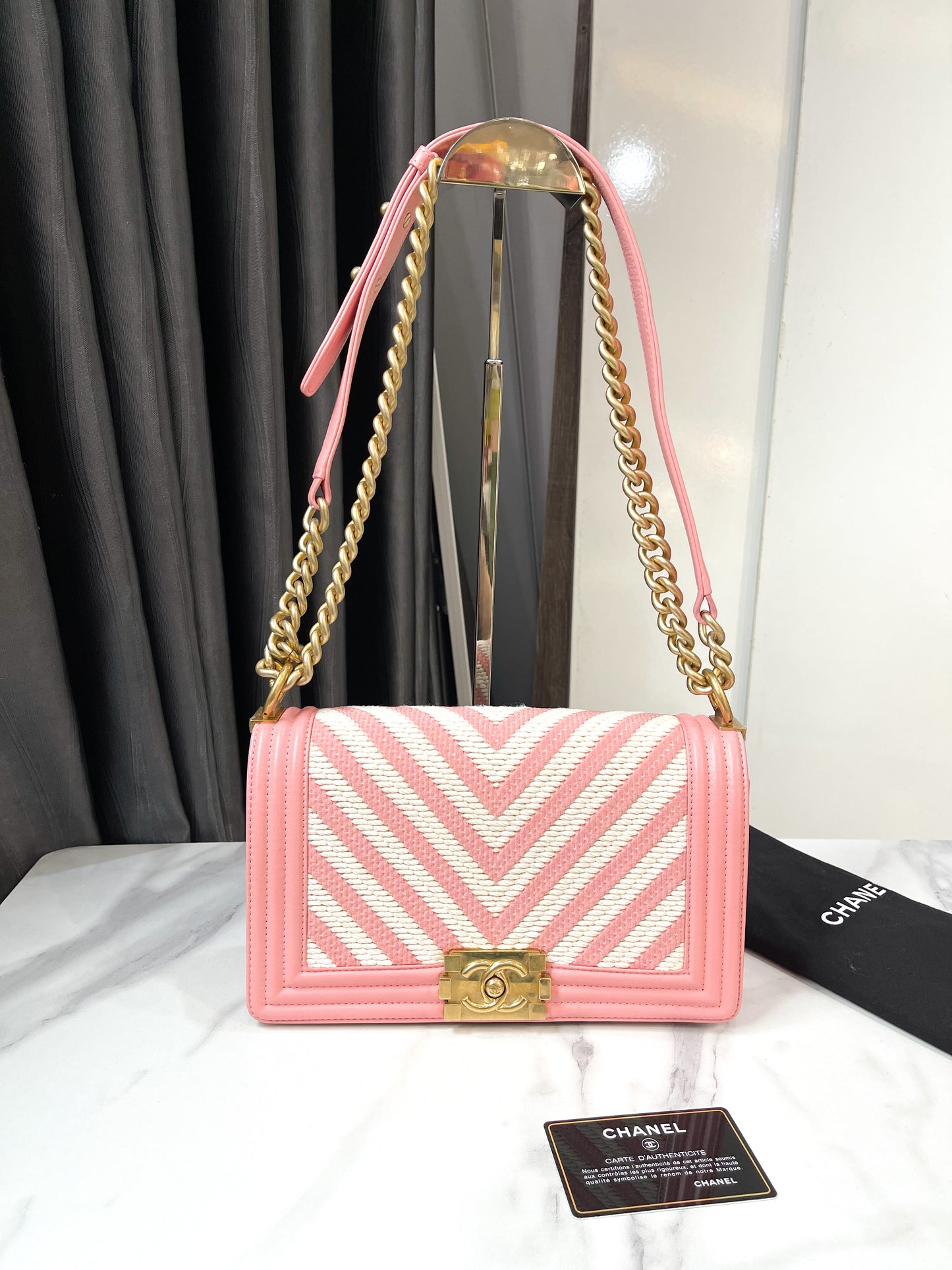 Chanel Boy Size M