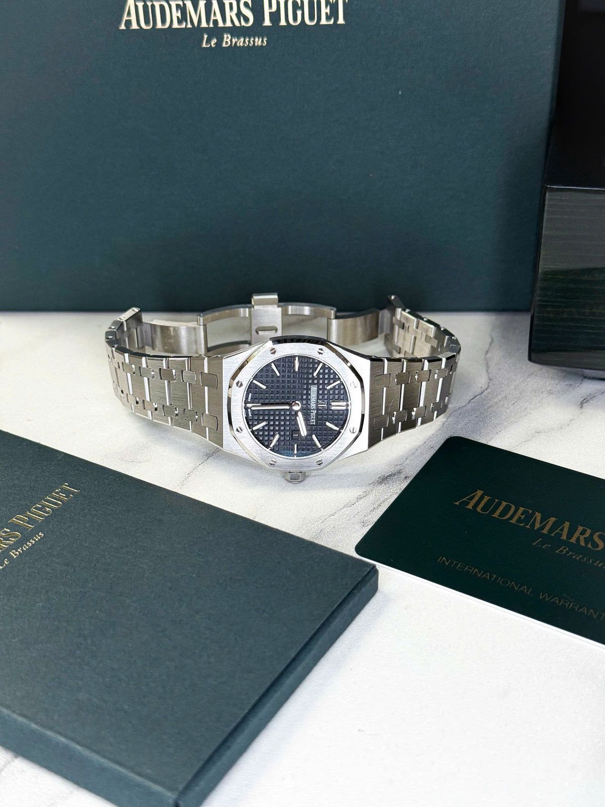 Audemars Piguet Royal Oak 67650ST Black Dial