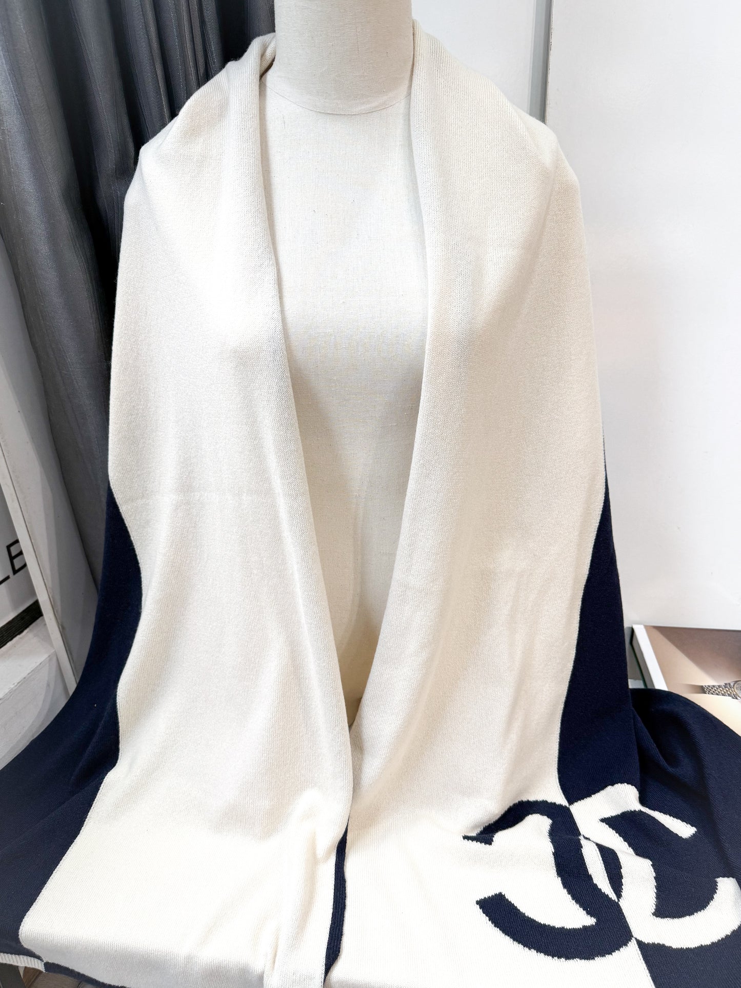 Khăn Chanel Phối Xanh