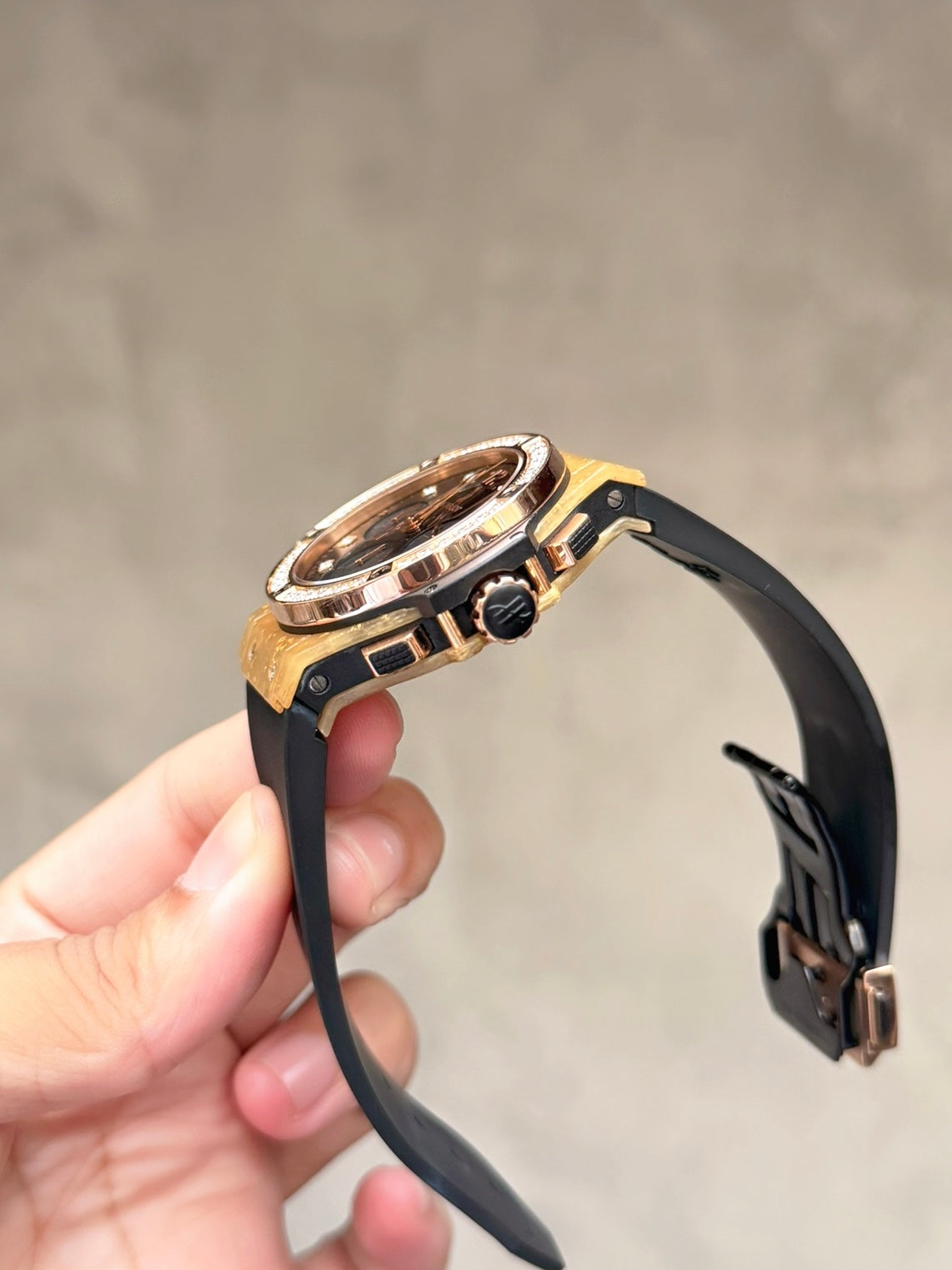 Đồng Hồ Hublot Bigbang 41mm Linen Gold Limited 200pcs