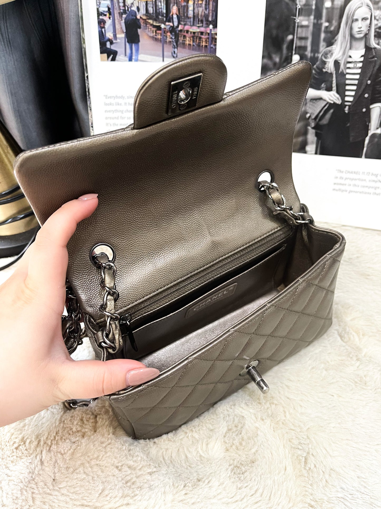 Chanel Mini 8 Caviar Màu Hiếm