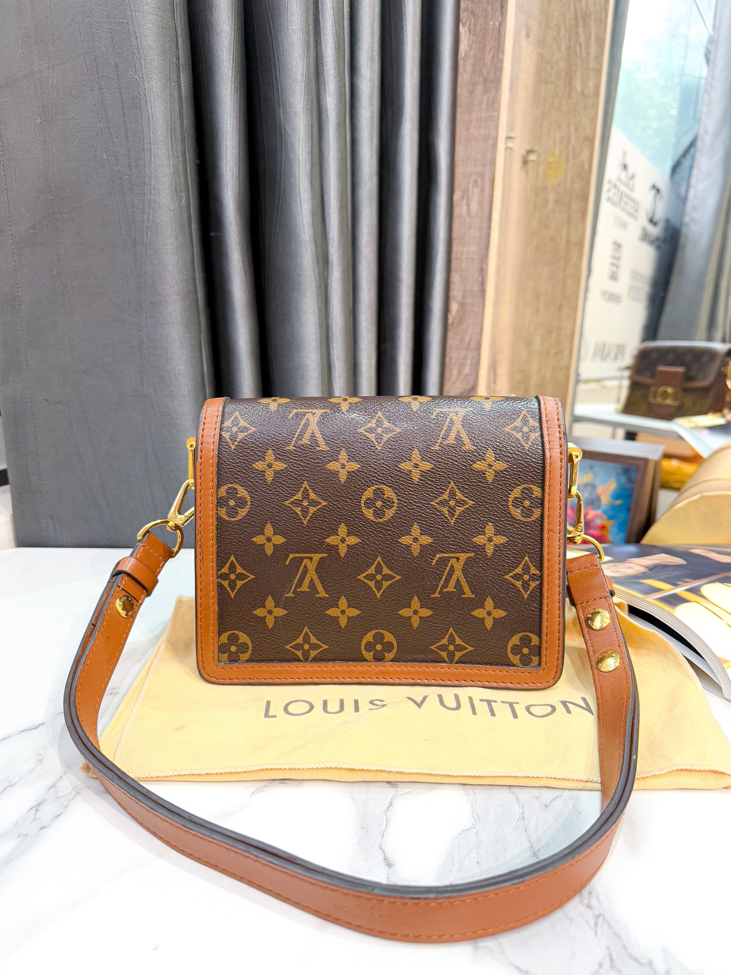 LV Dauphine Mini
