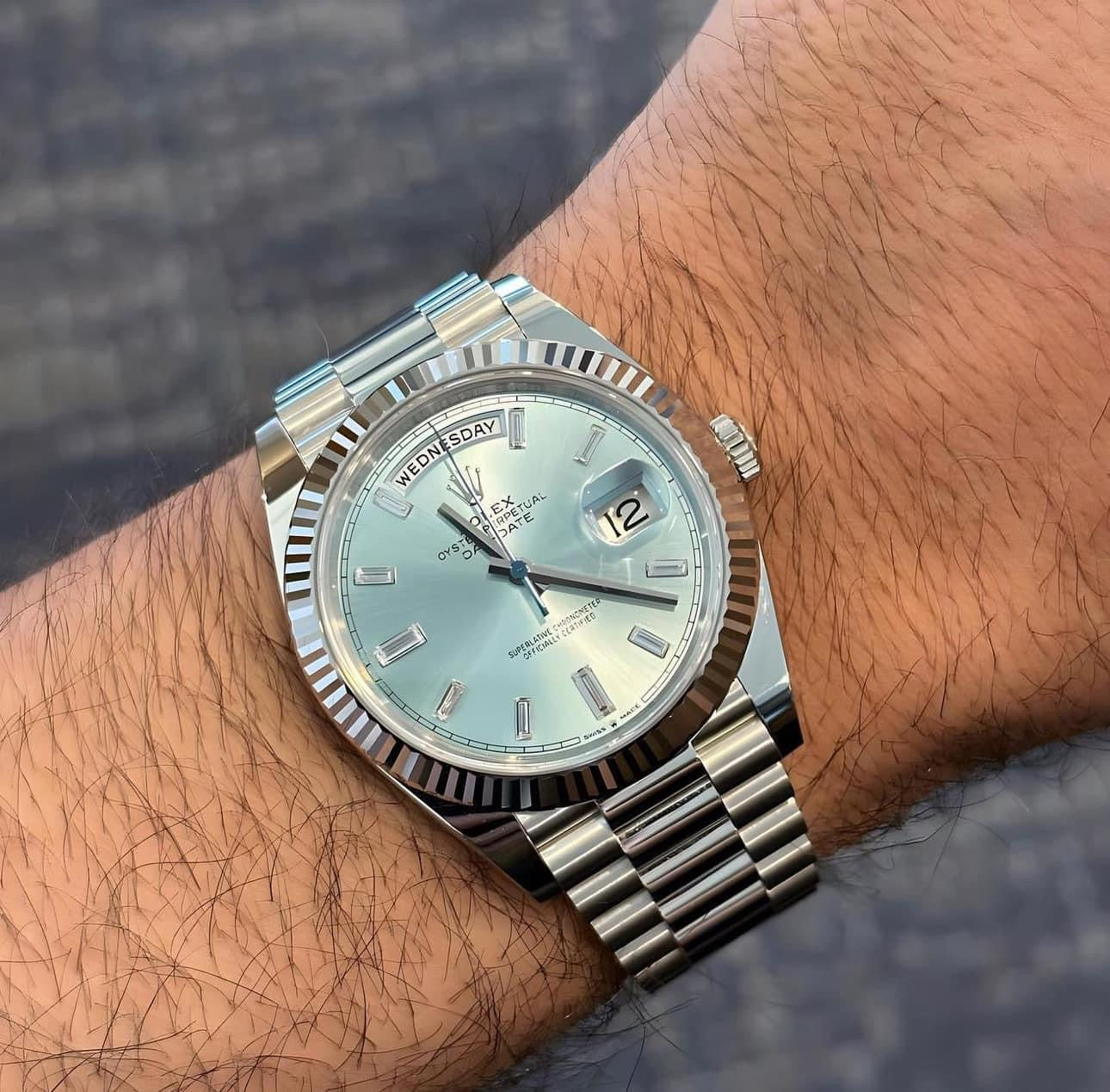 Đồng Hồ Rolex Day-Date 228236 Ice Blue
