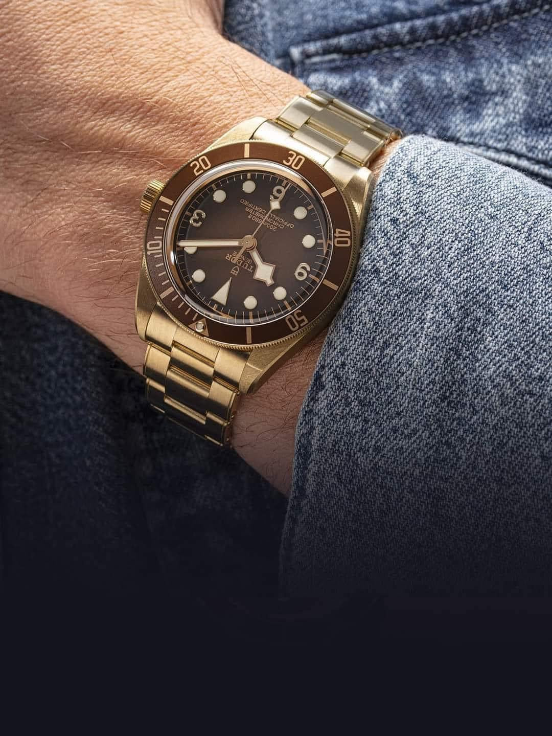 A Đồng Hồ Tudor Black Day Bronze 39mm