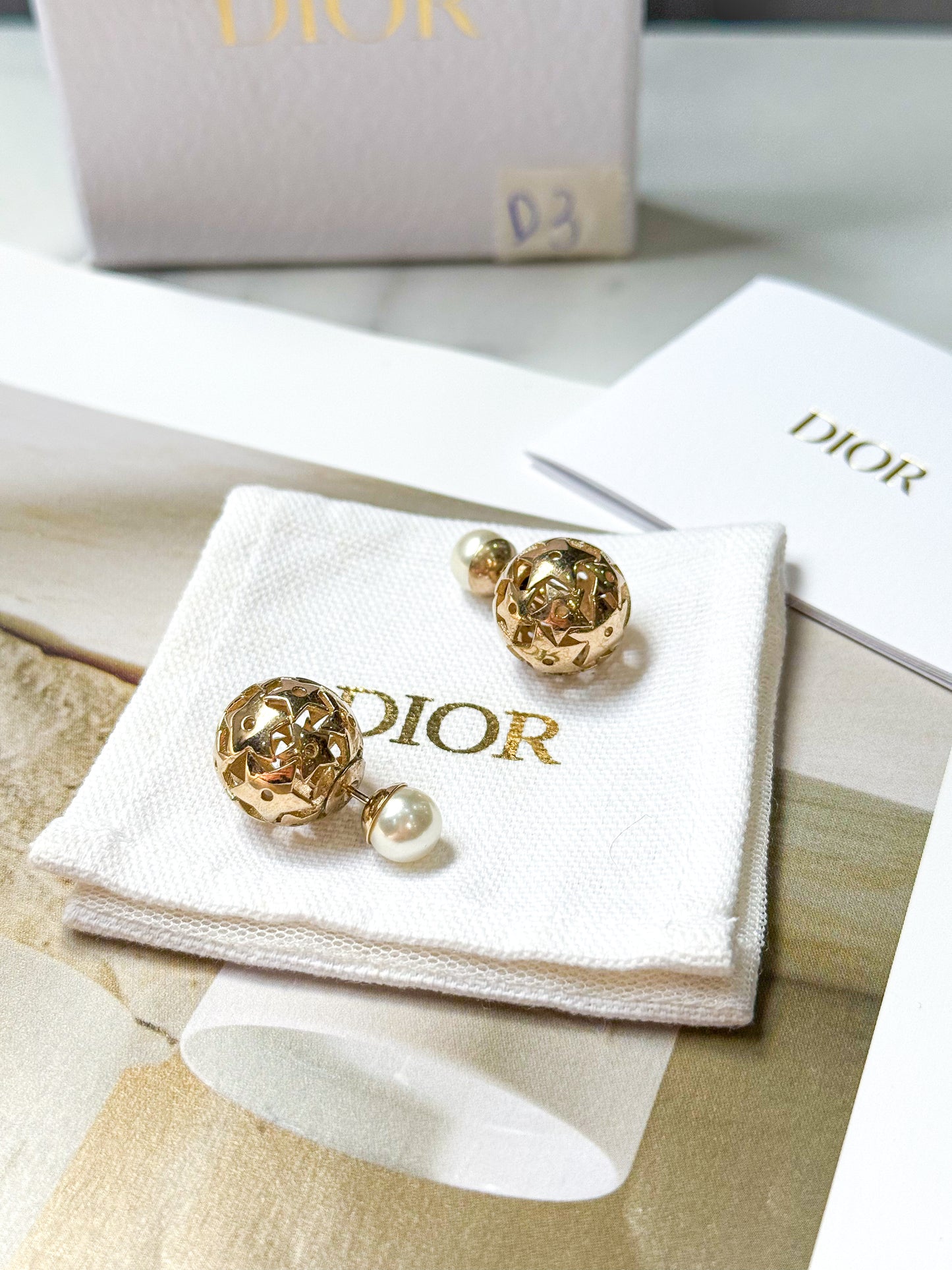 Khuyên Tai Dior Used D3
