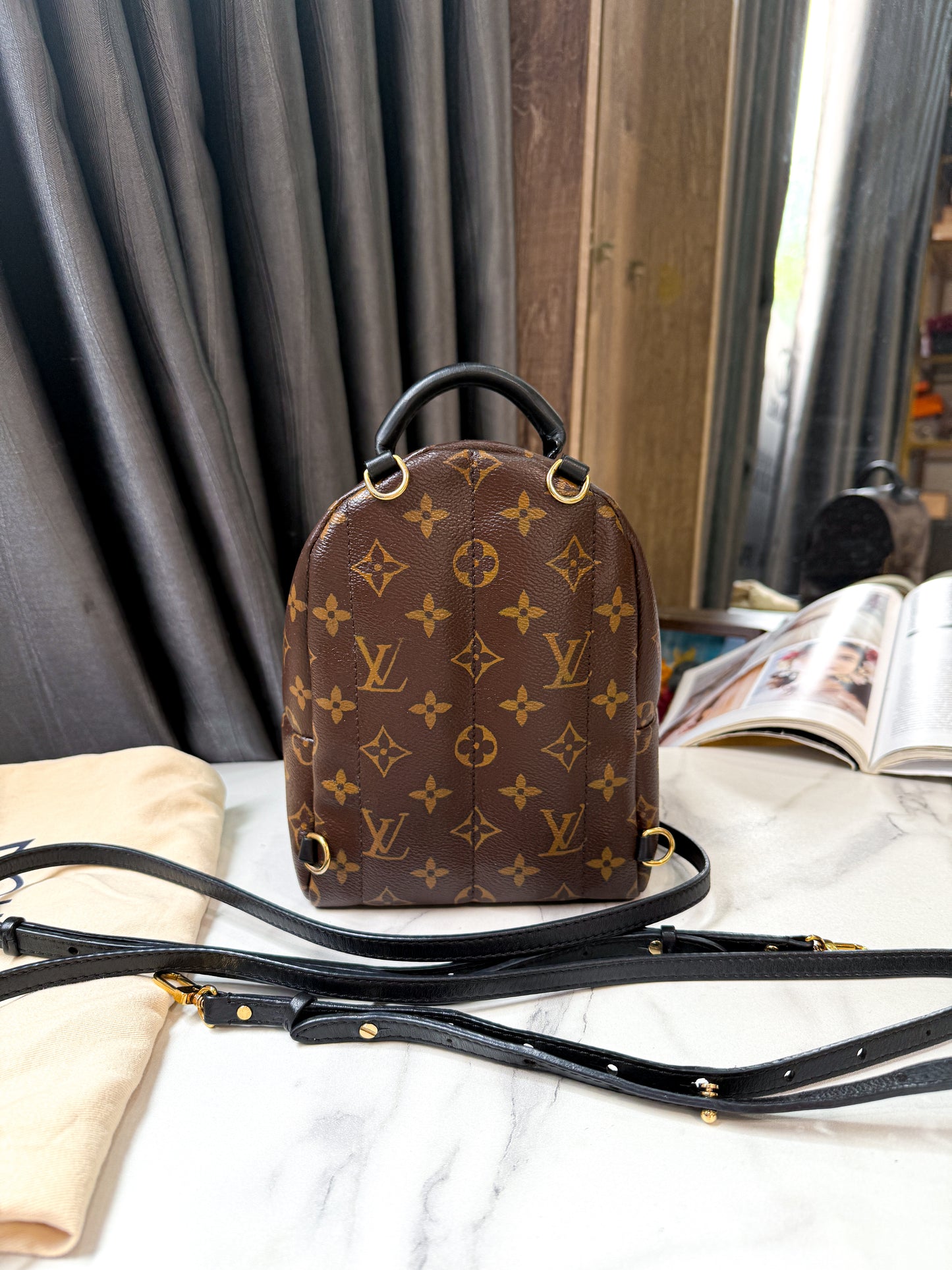 A A Balo LV Mono Mini
