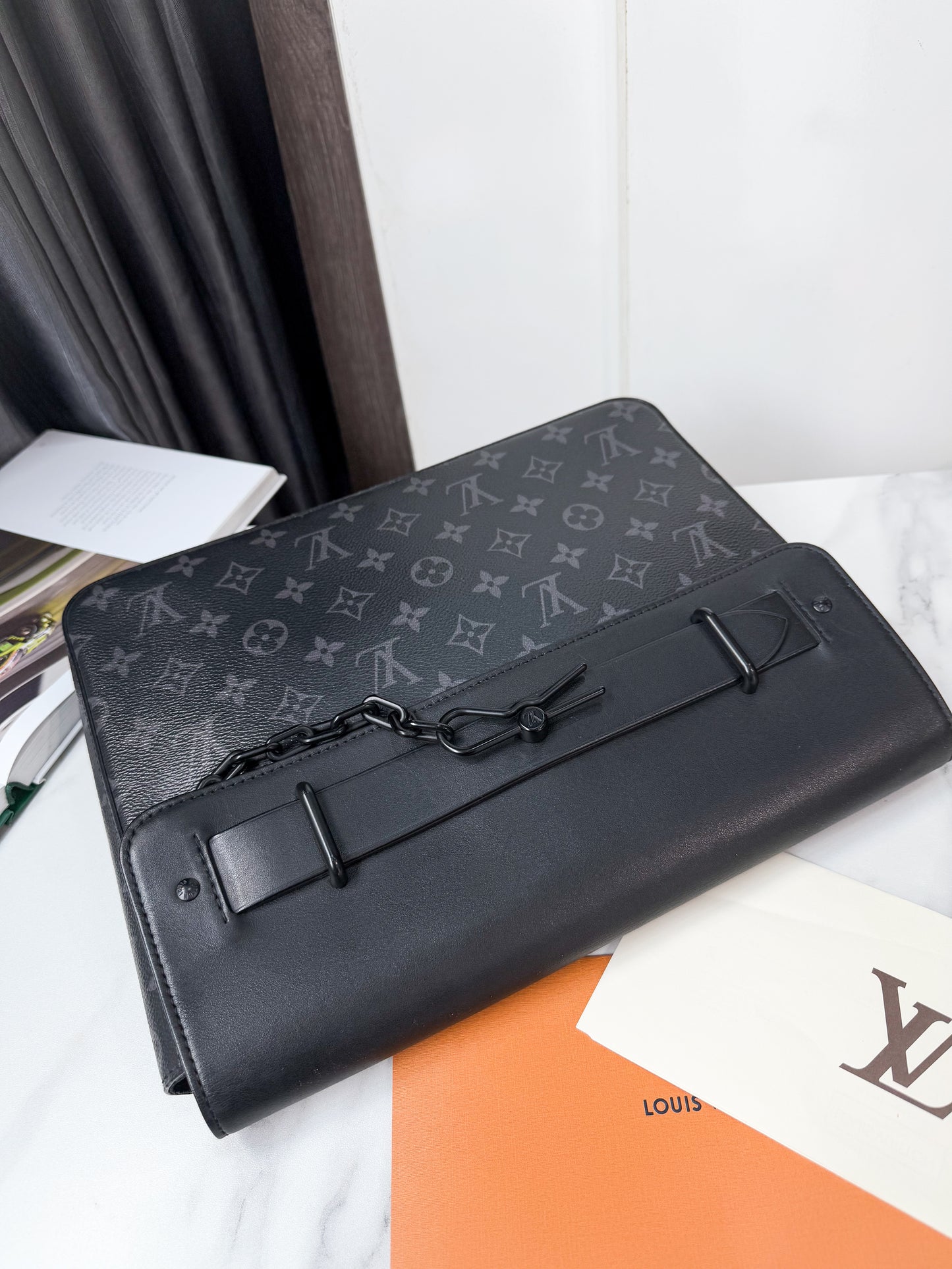 A LV Steamer Clutch