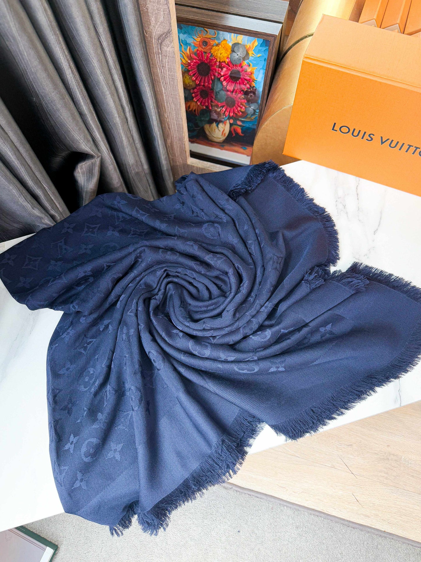 Khăn LV Xanh Than 30/4