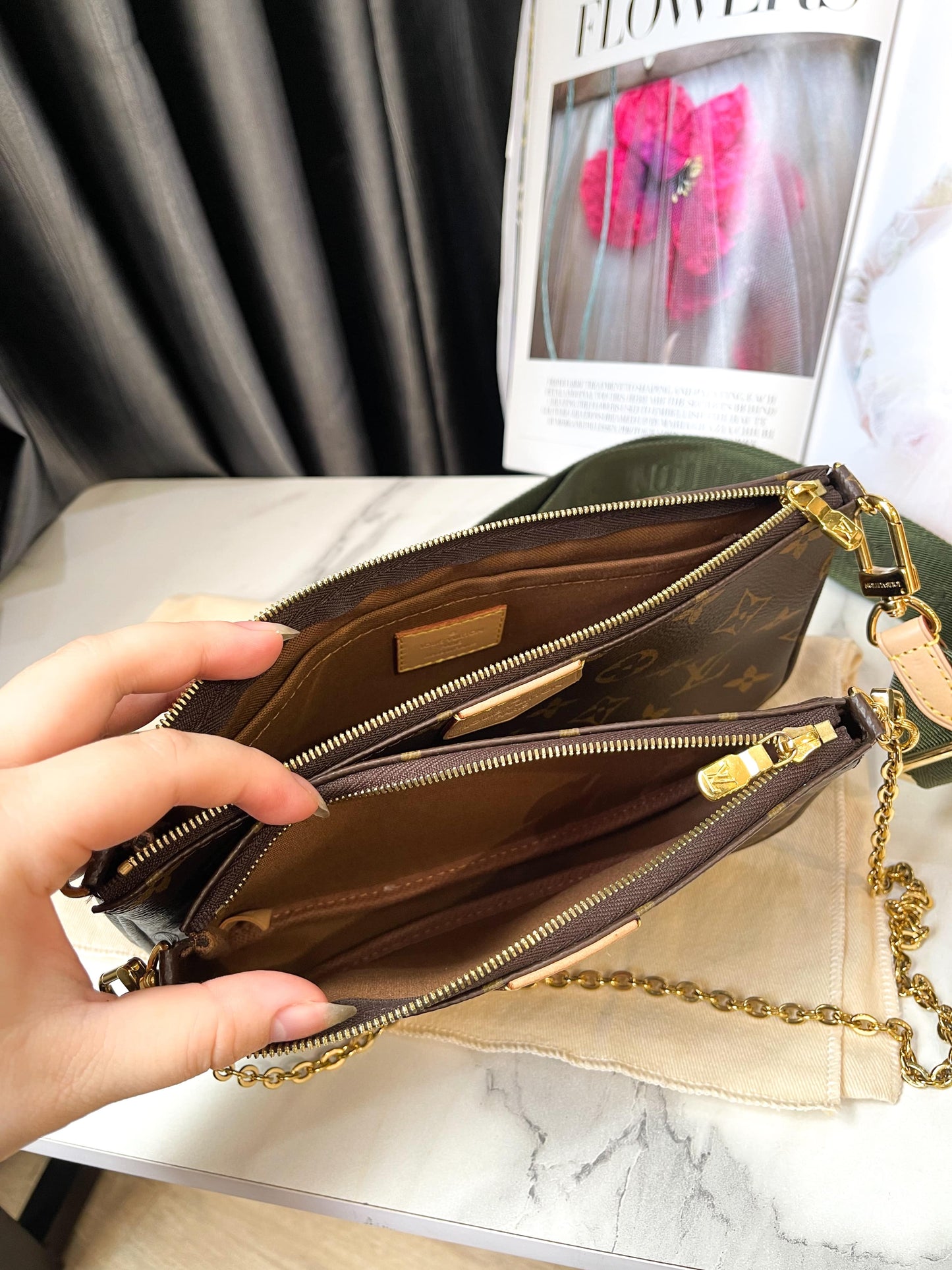LV Multi Strap Rêu