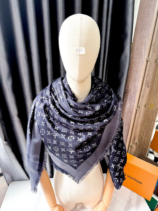 Khăn LV Ánh Kim Đen KH20 27/10