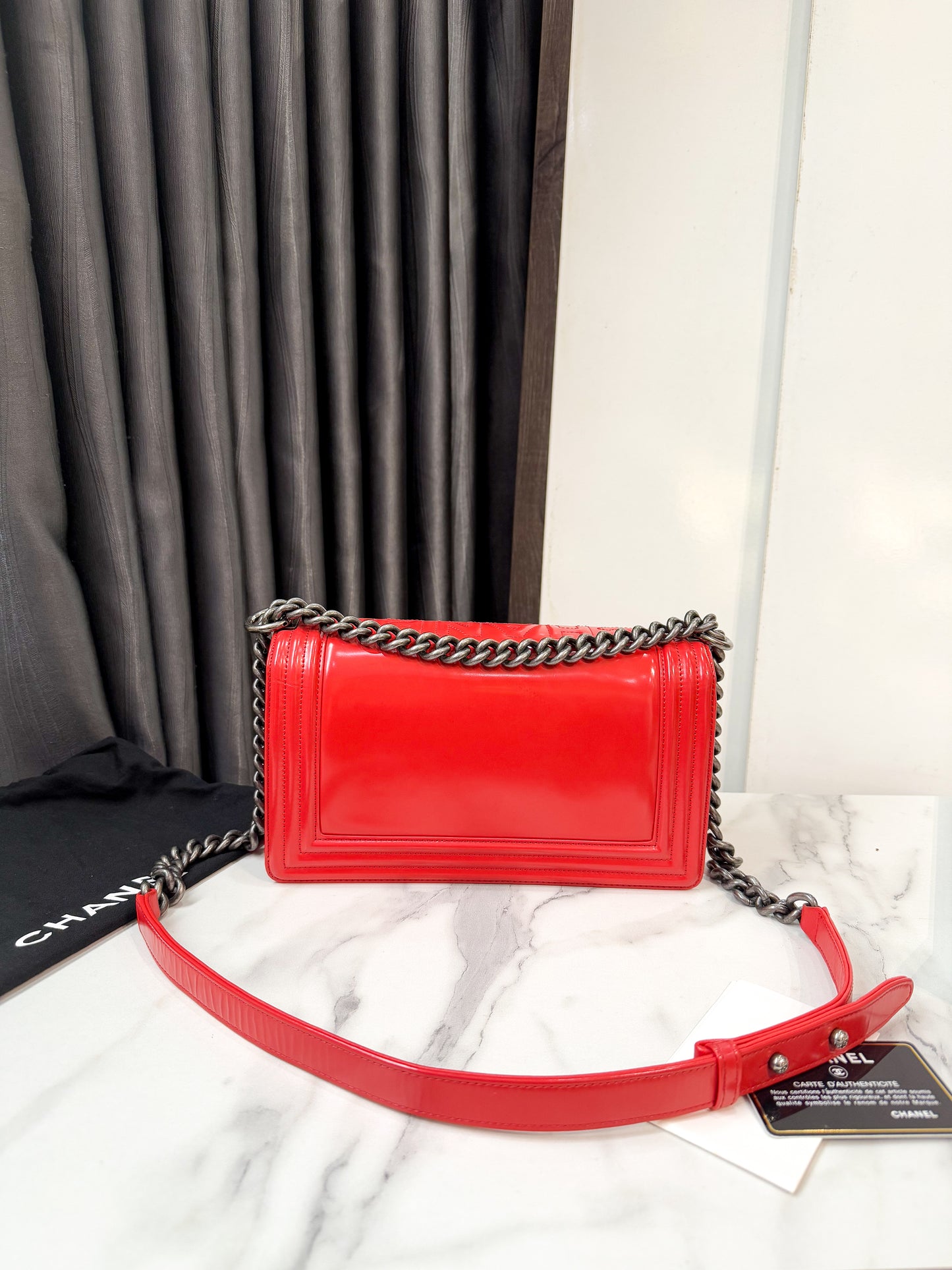 Chanel Boy Size M Đỏ