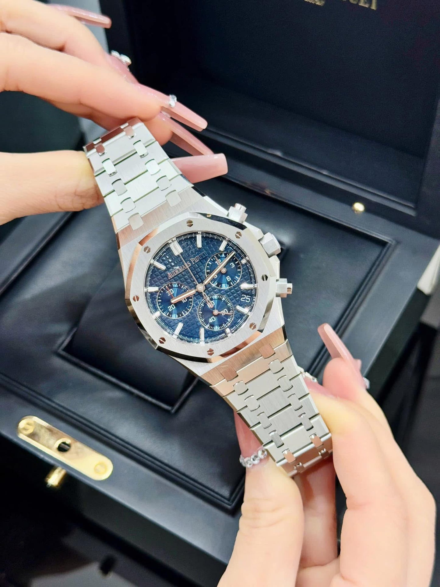 Đồng Hồ Audemars Piguet Royal Oak 26240ST 41mm Blue Dial