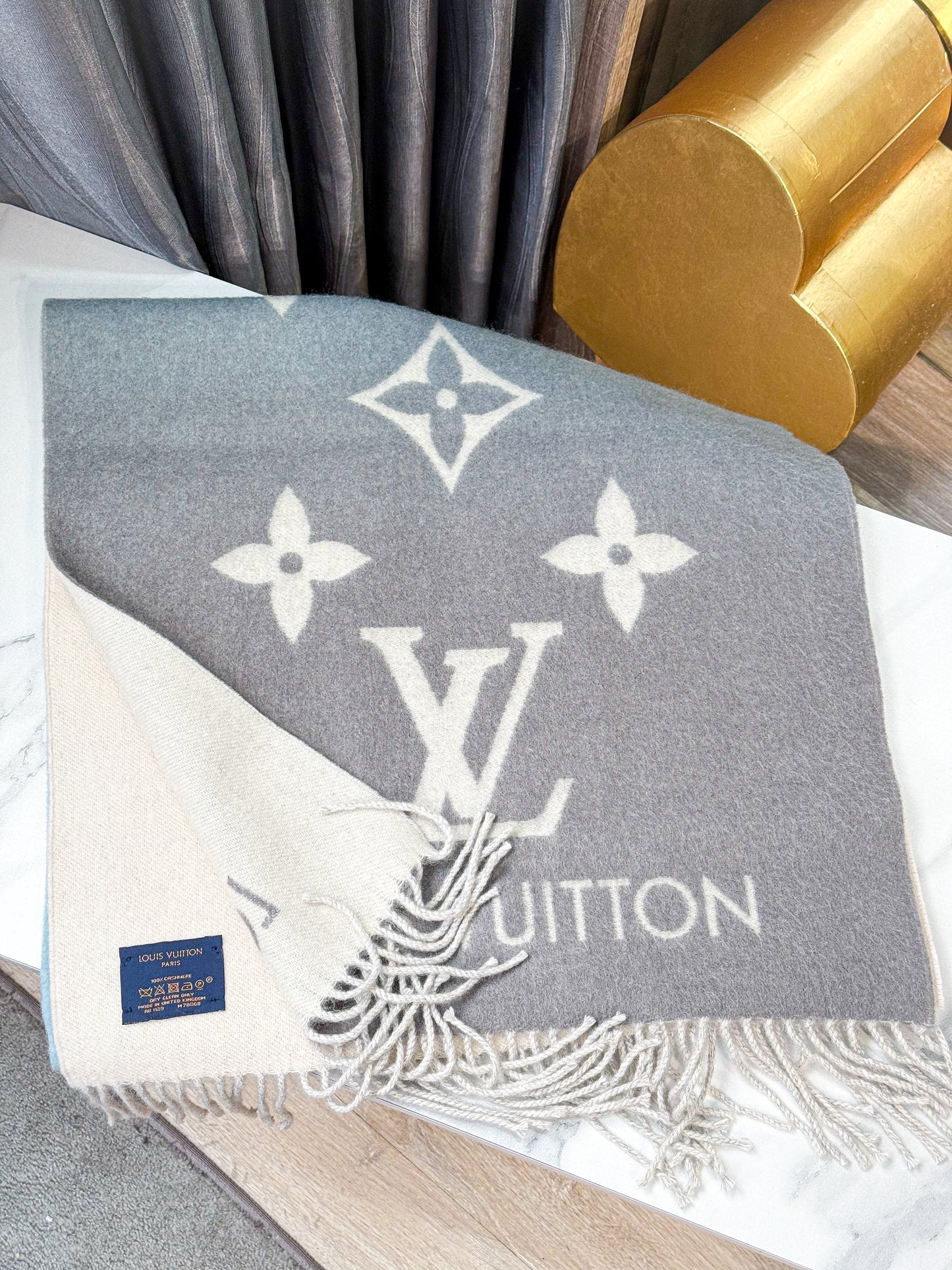 Khăn Cashmere LV Omber Hồng Xanh