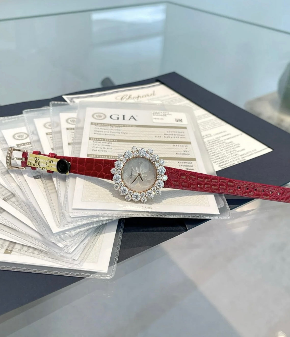 Đồng Hồ Chopard L'Heure du Diamant 13A379-5000