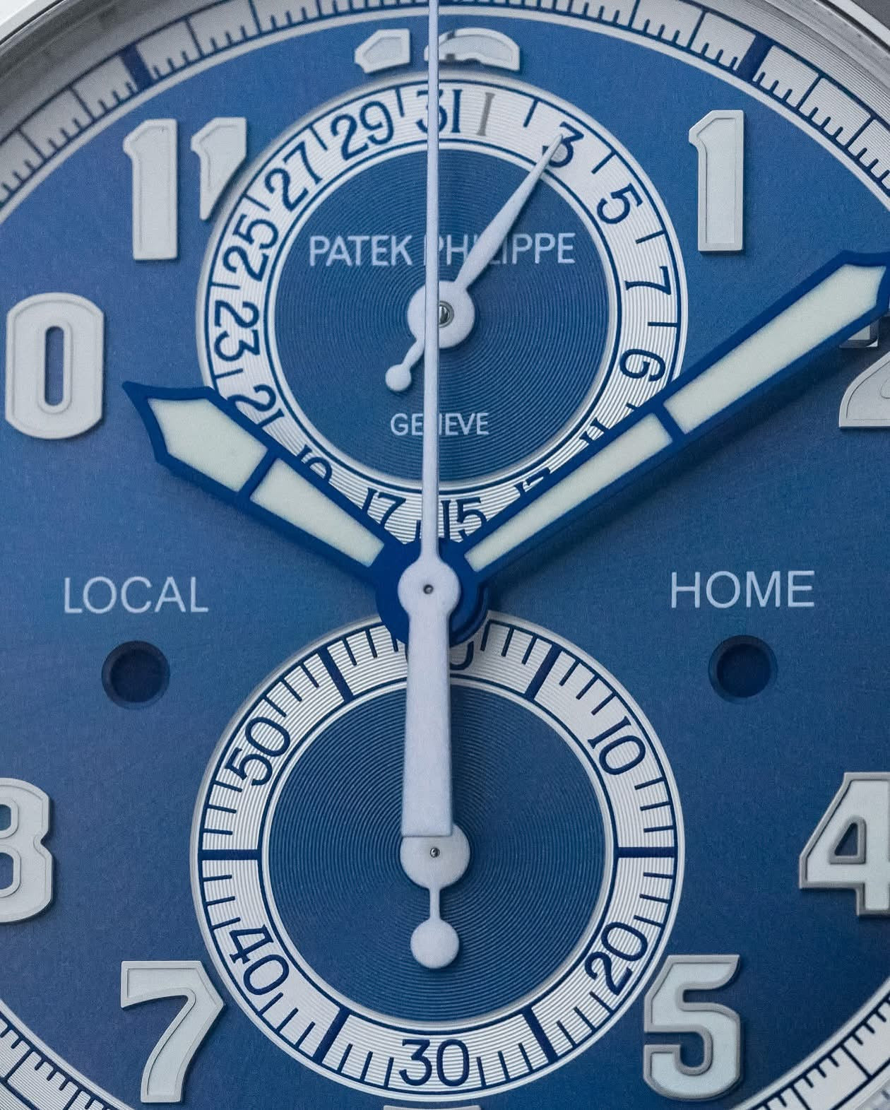 Đồng Hồ Patek Philippe 5924G-001 Calatrava Pilot Travel Time Chronograph 42 White Gold / Blue-Gray