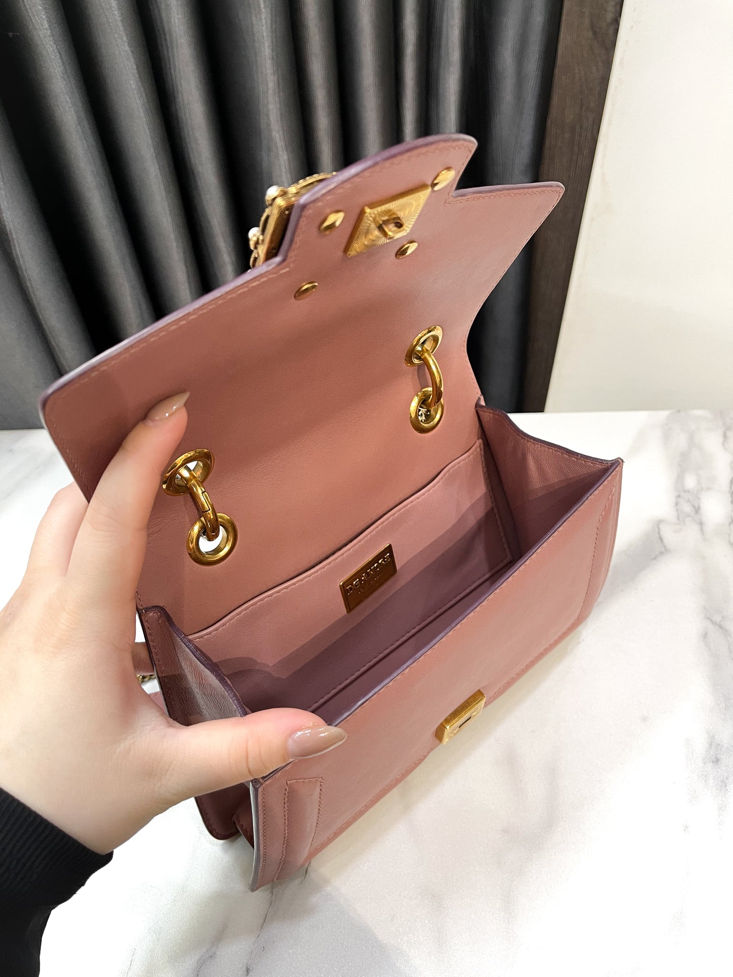 DG Bag