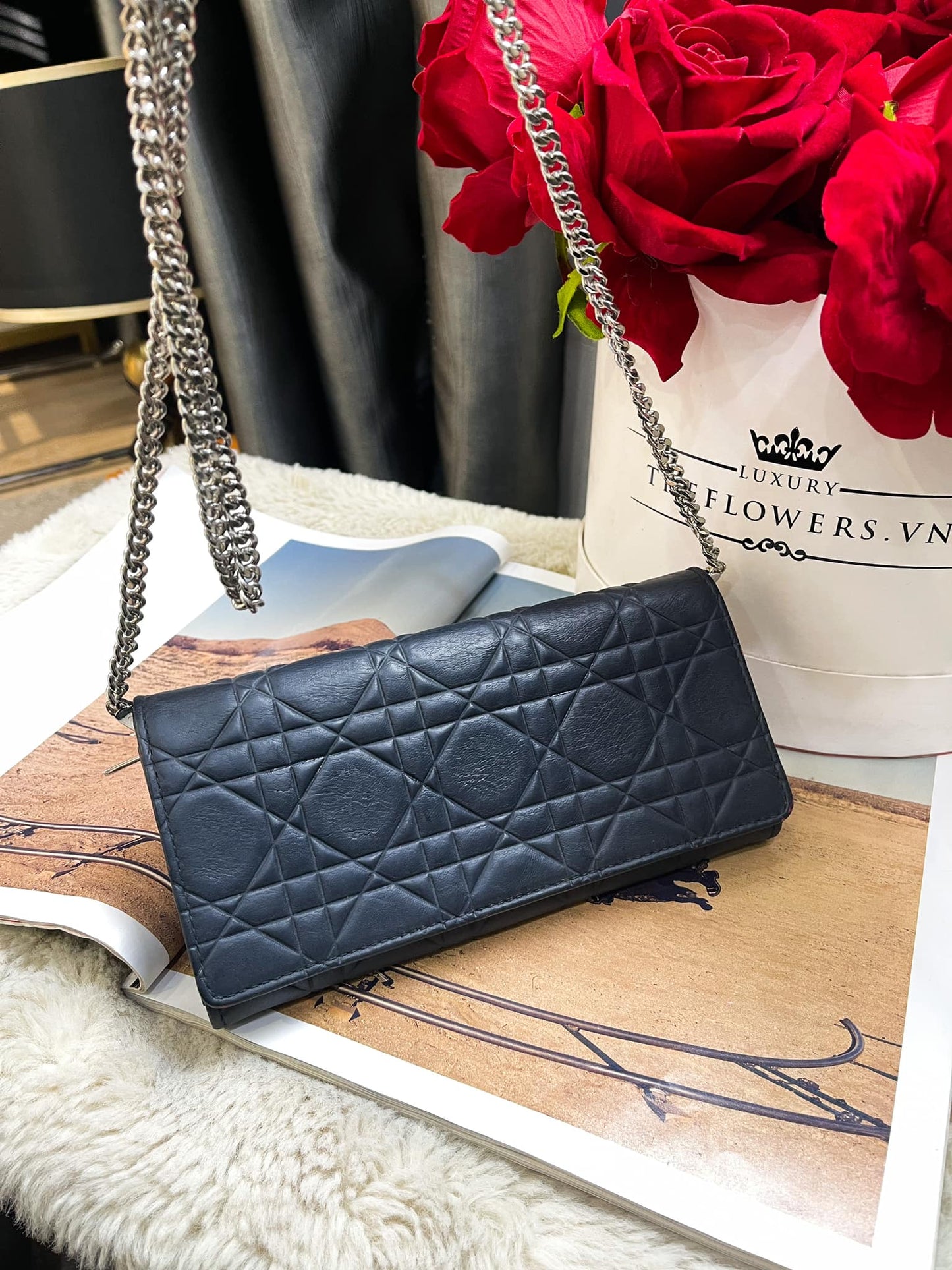 Woc Dior hat Ketten ersetzt