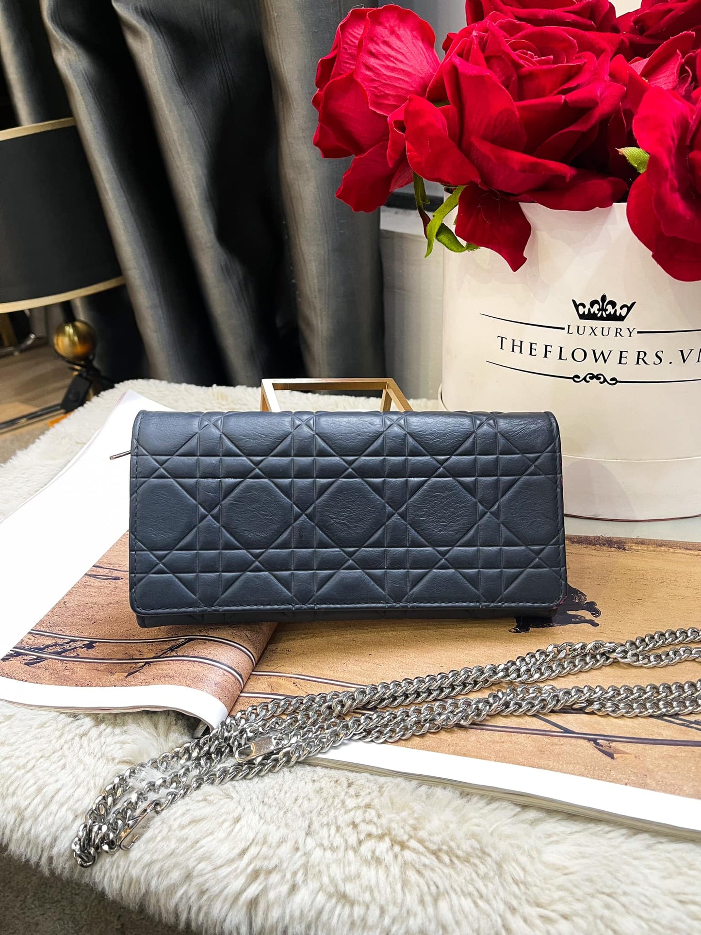 Woc Dior hat Ketten ersetzt