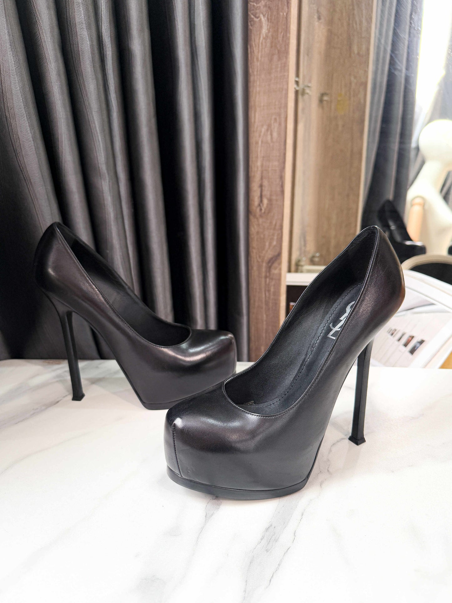 Giày Cao Gót YSL Size 38