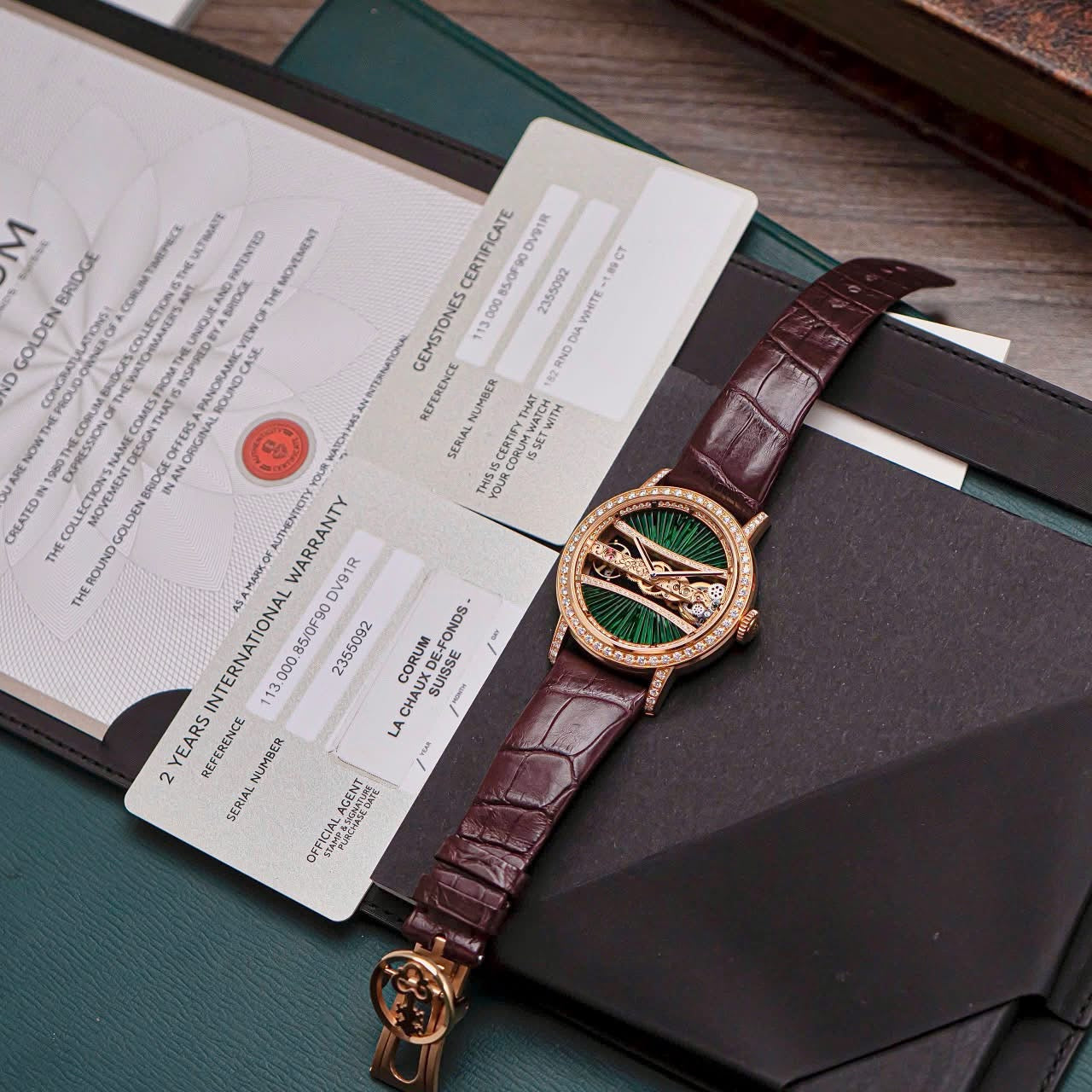 Đồng Hồ Corum Golden Bridge 39mm B113/03168 Green Dial