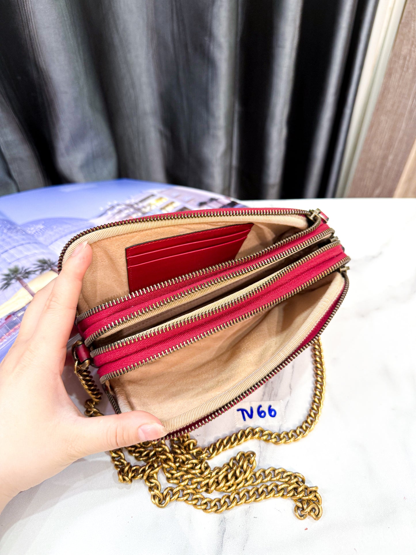 A A Gucci Marmont Đỏ Crossbody TV66