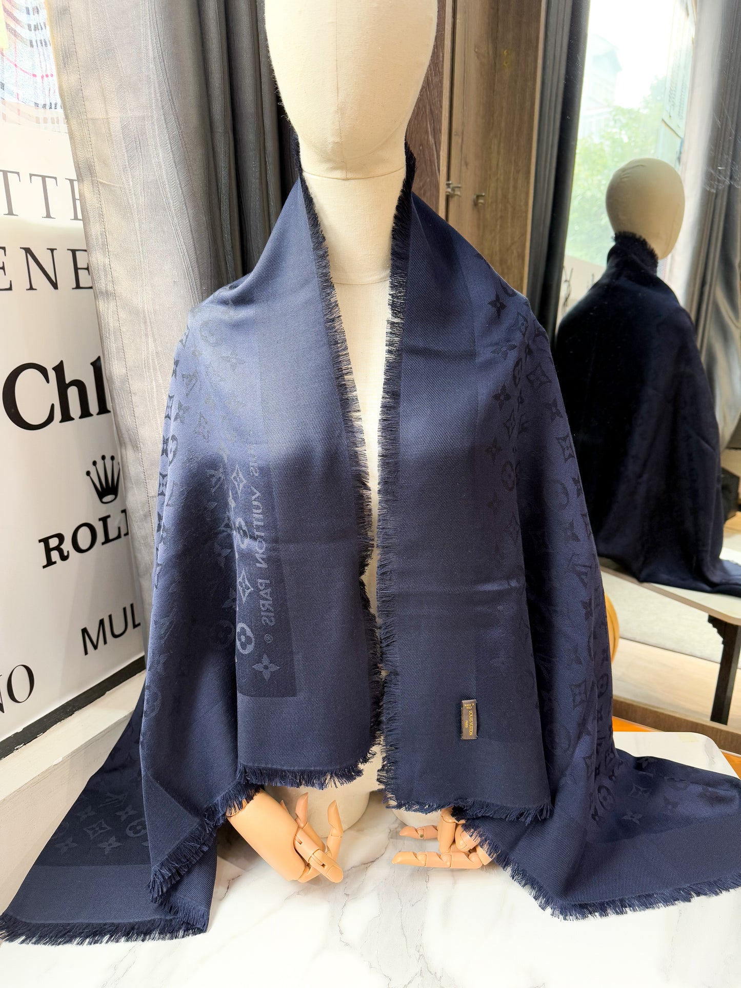 Khăn LV Khổ 140x140 10-2