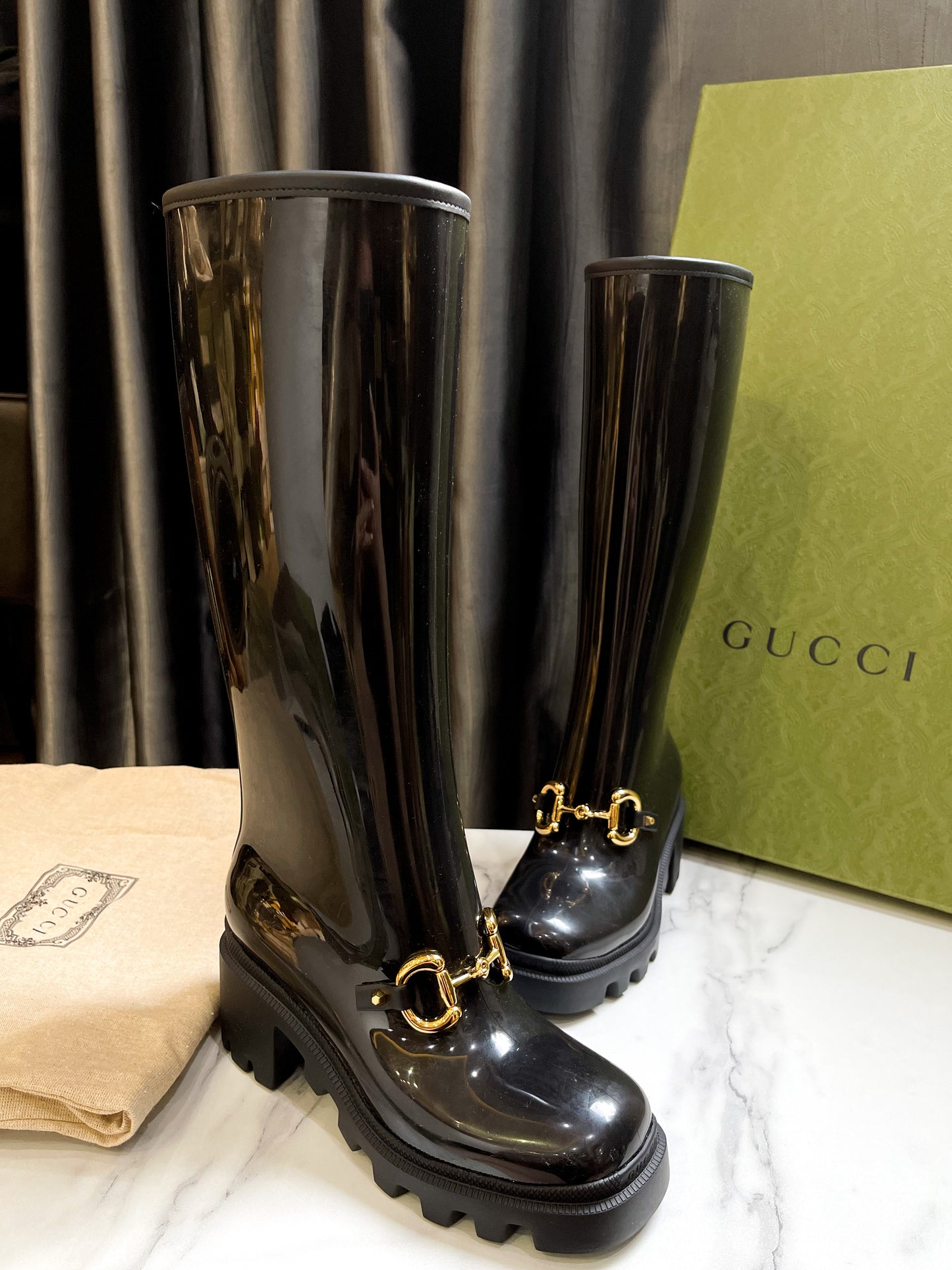 Gucci Boot Nhựa Cao Cổ Size 34