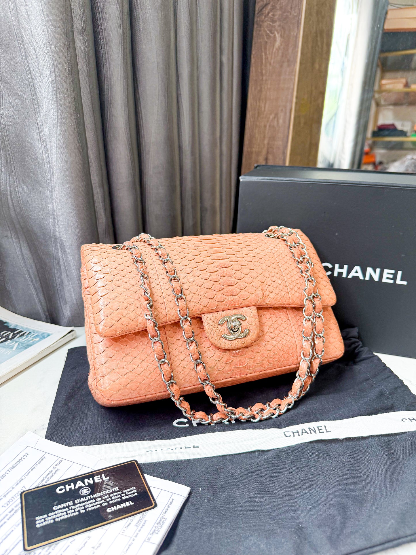 A A Chanel Classic M Da Trăn Python