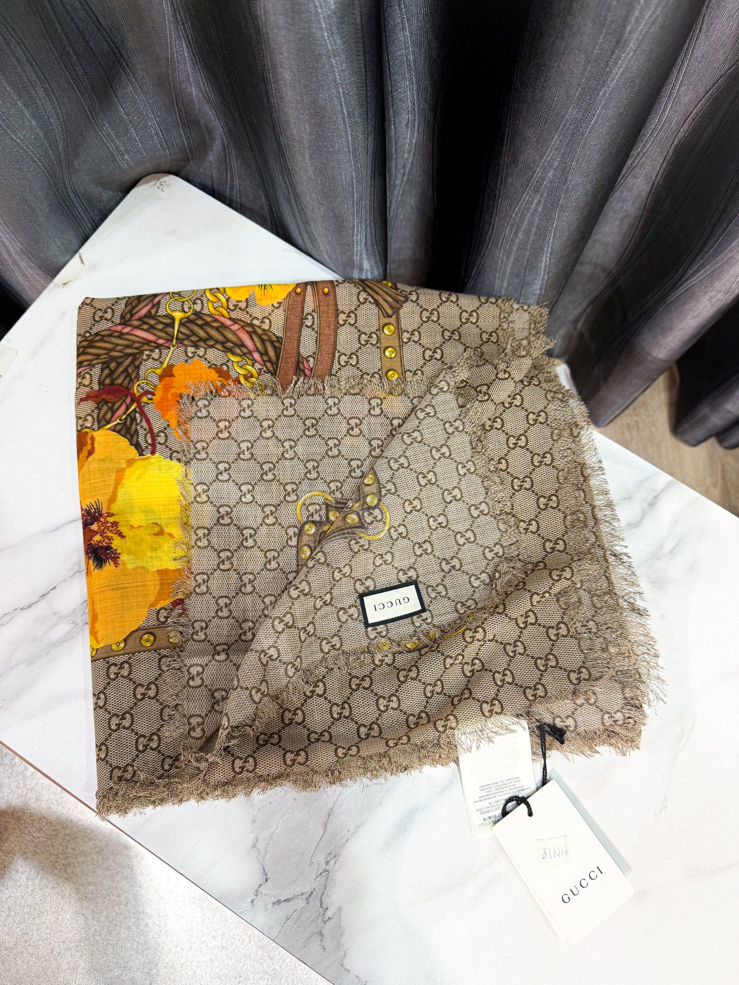 Khăn Gucci New Khổ 149x140 HN18 26/10