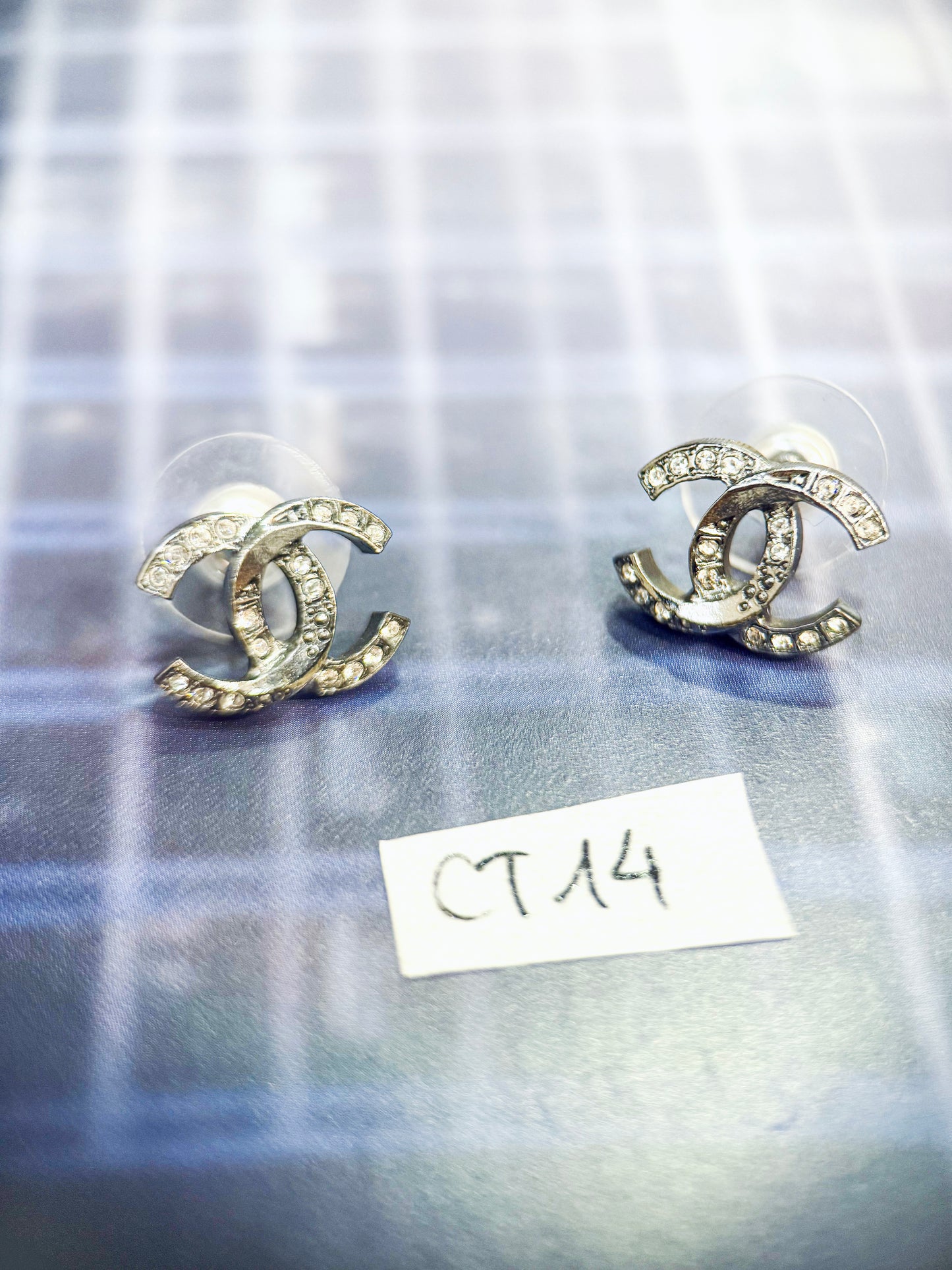 Khuyên Tai Chanel CT14