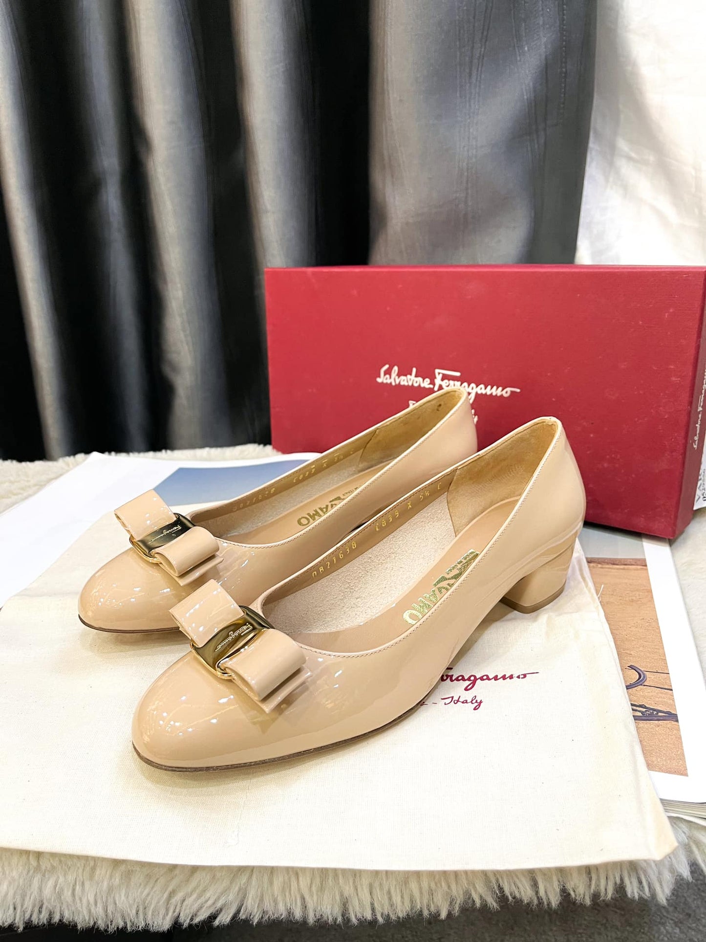Salvatore Begie Bow Shoes