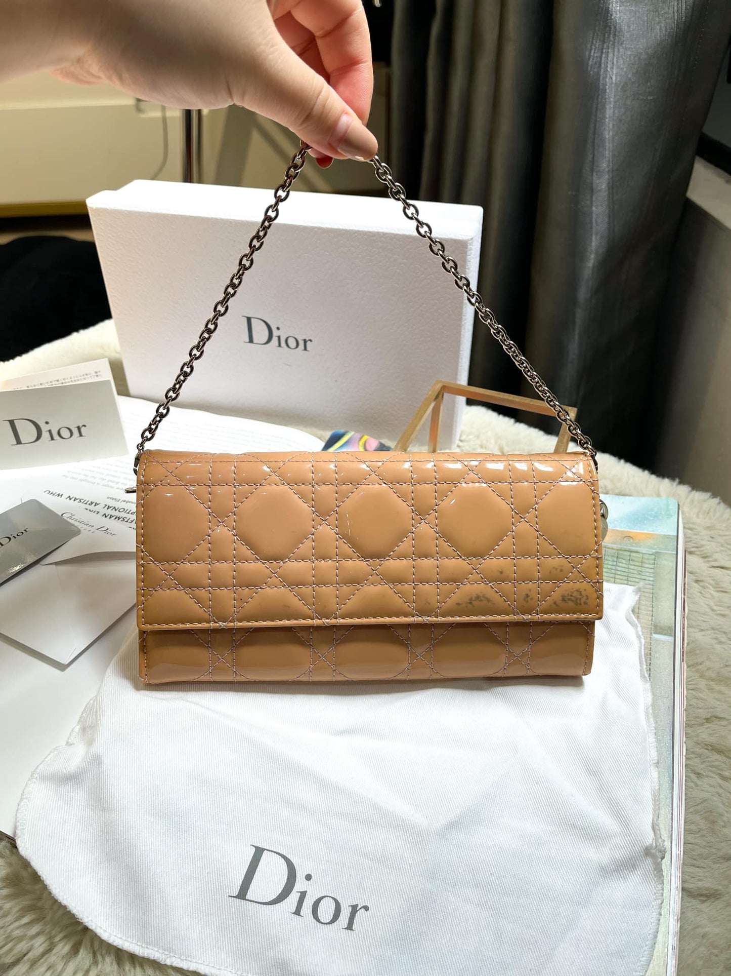 Woc Dior glänzendes Leder