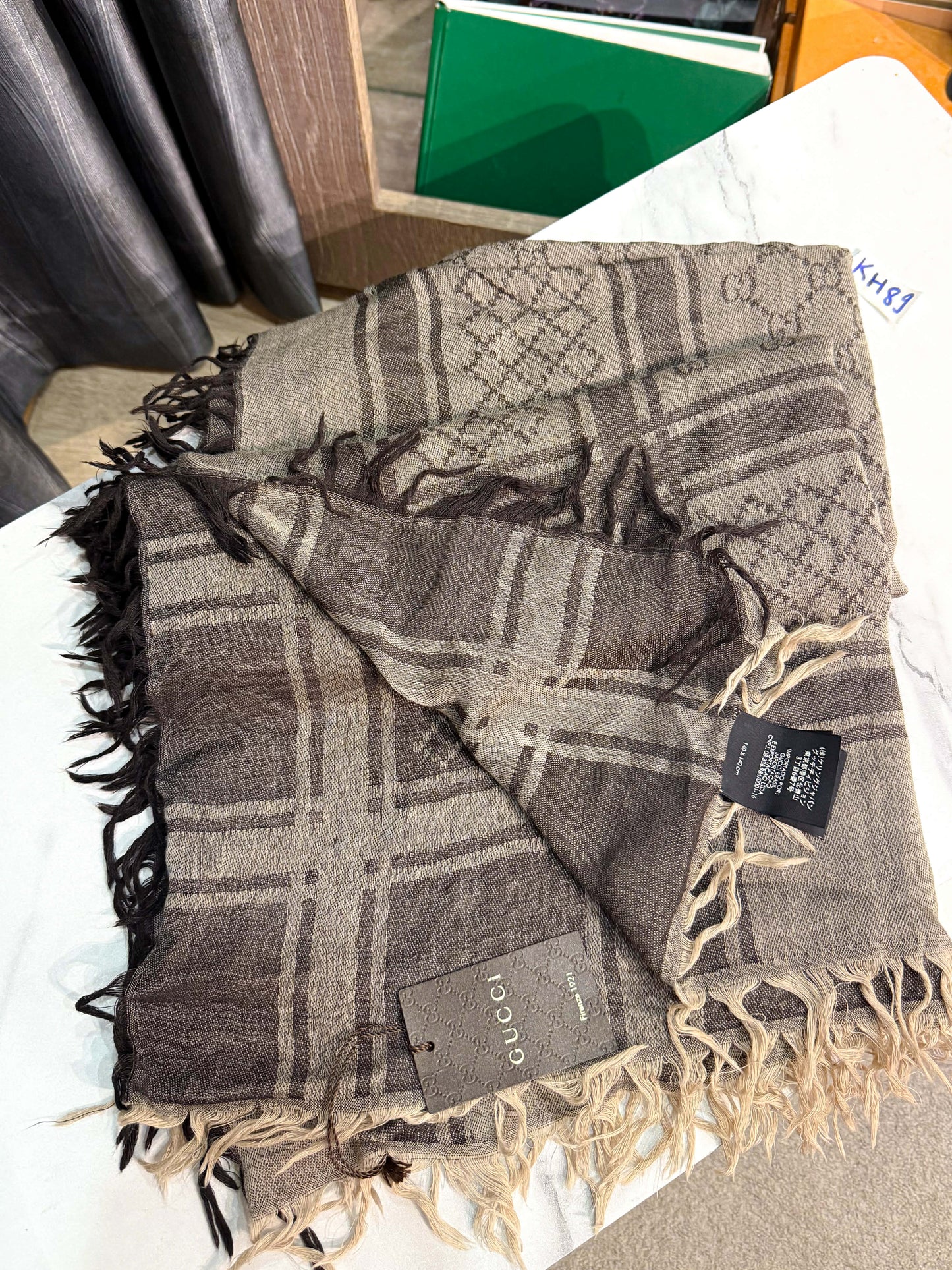 Khăn Gucci Khổ 140x 140 KH89