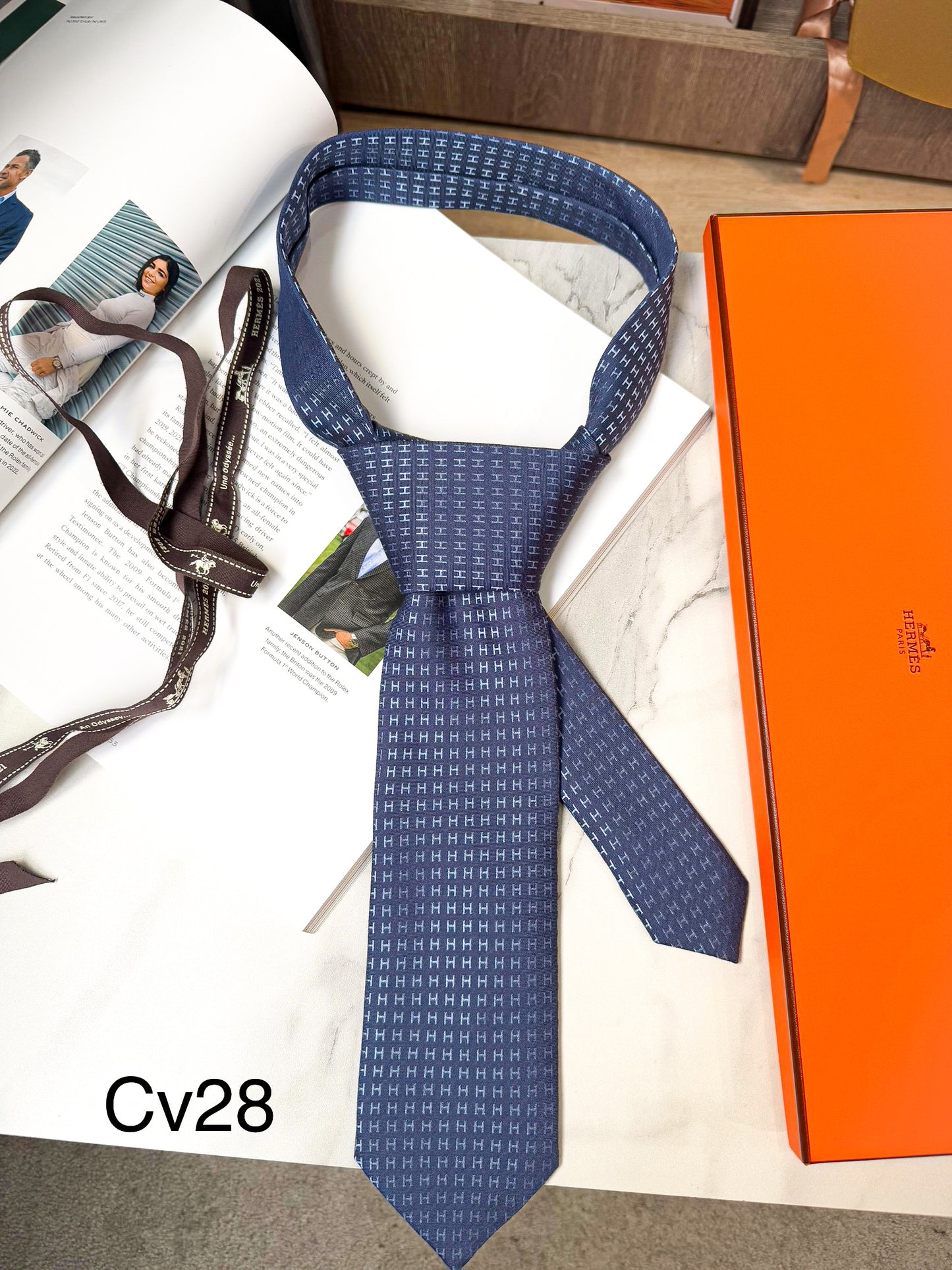 Cà Vạt Hermes CV28
