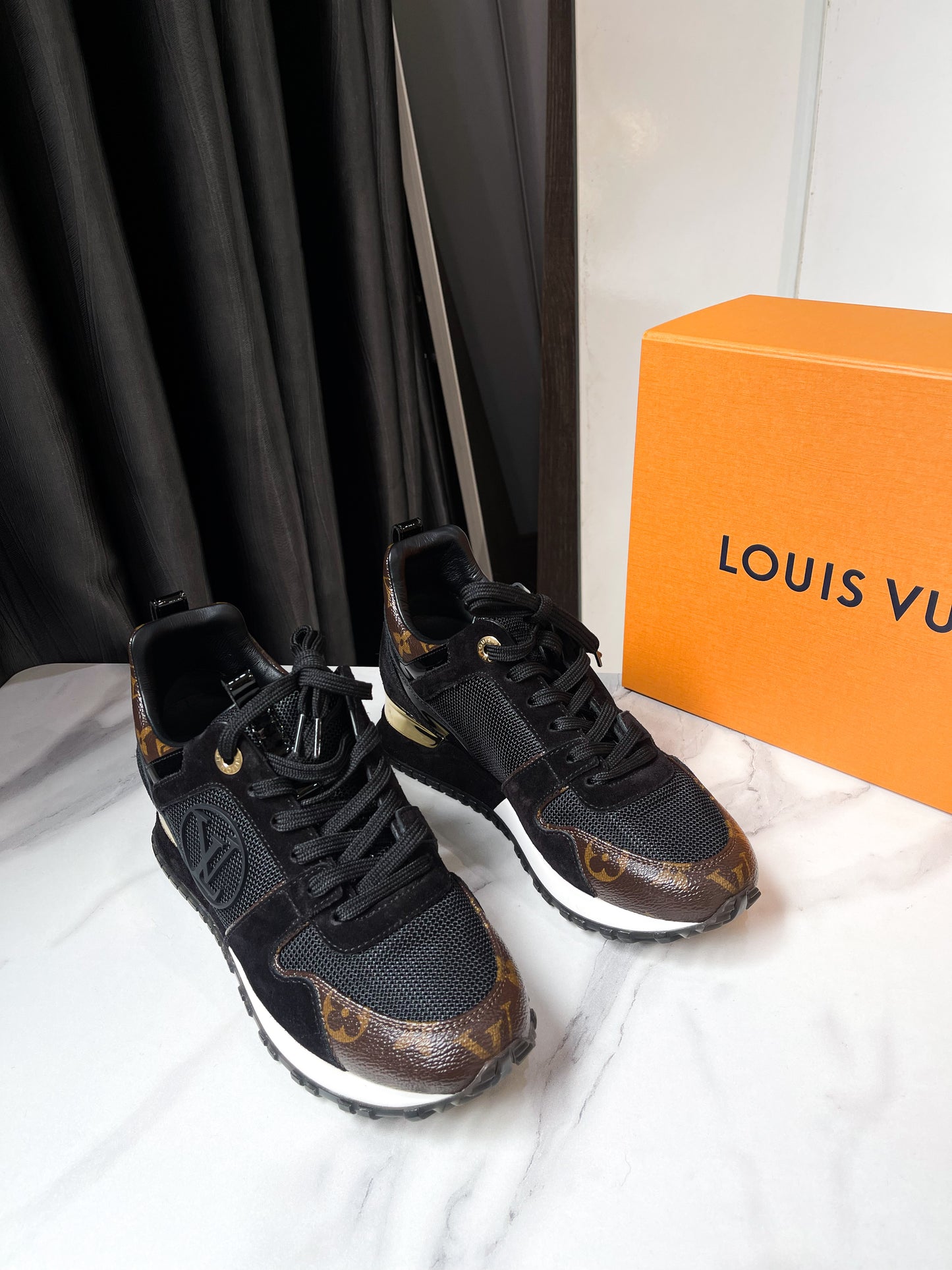 Giày LV Hot 35