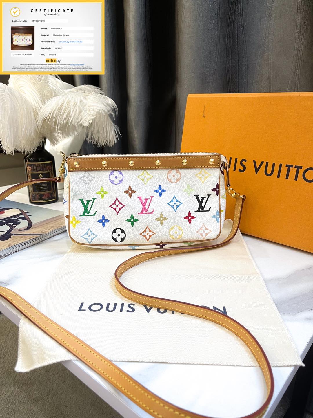 Mehrfarbige Louis Vuitton Pochette-Tasche