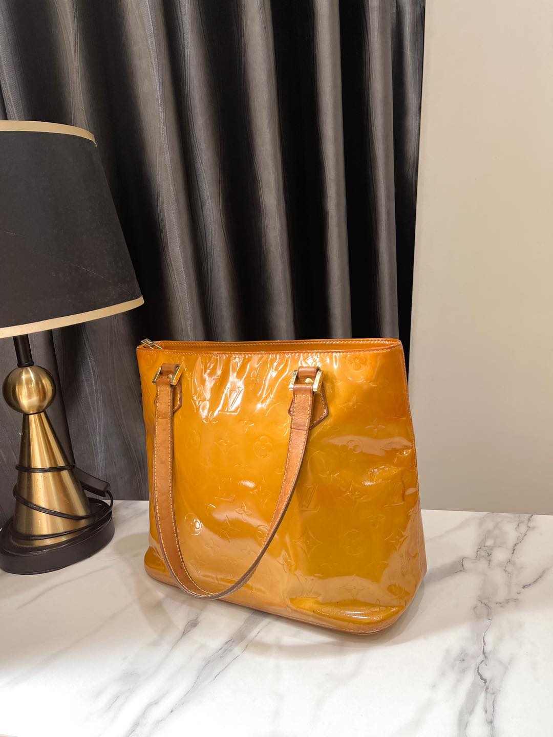 LV Bag Vintage Vernis