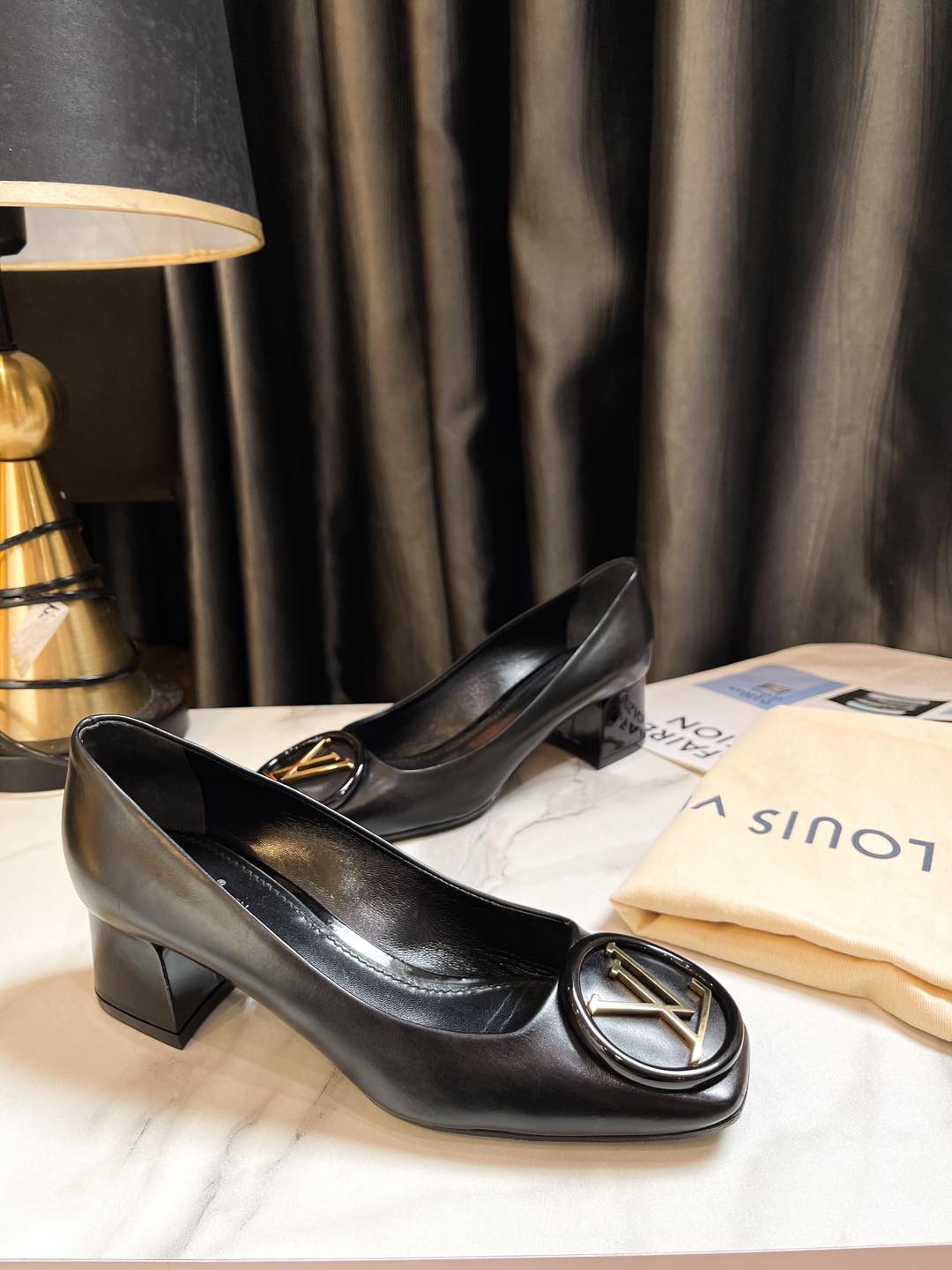 LOUIS VUITTON MADELEINE PUMP