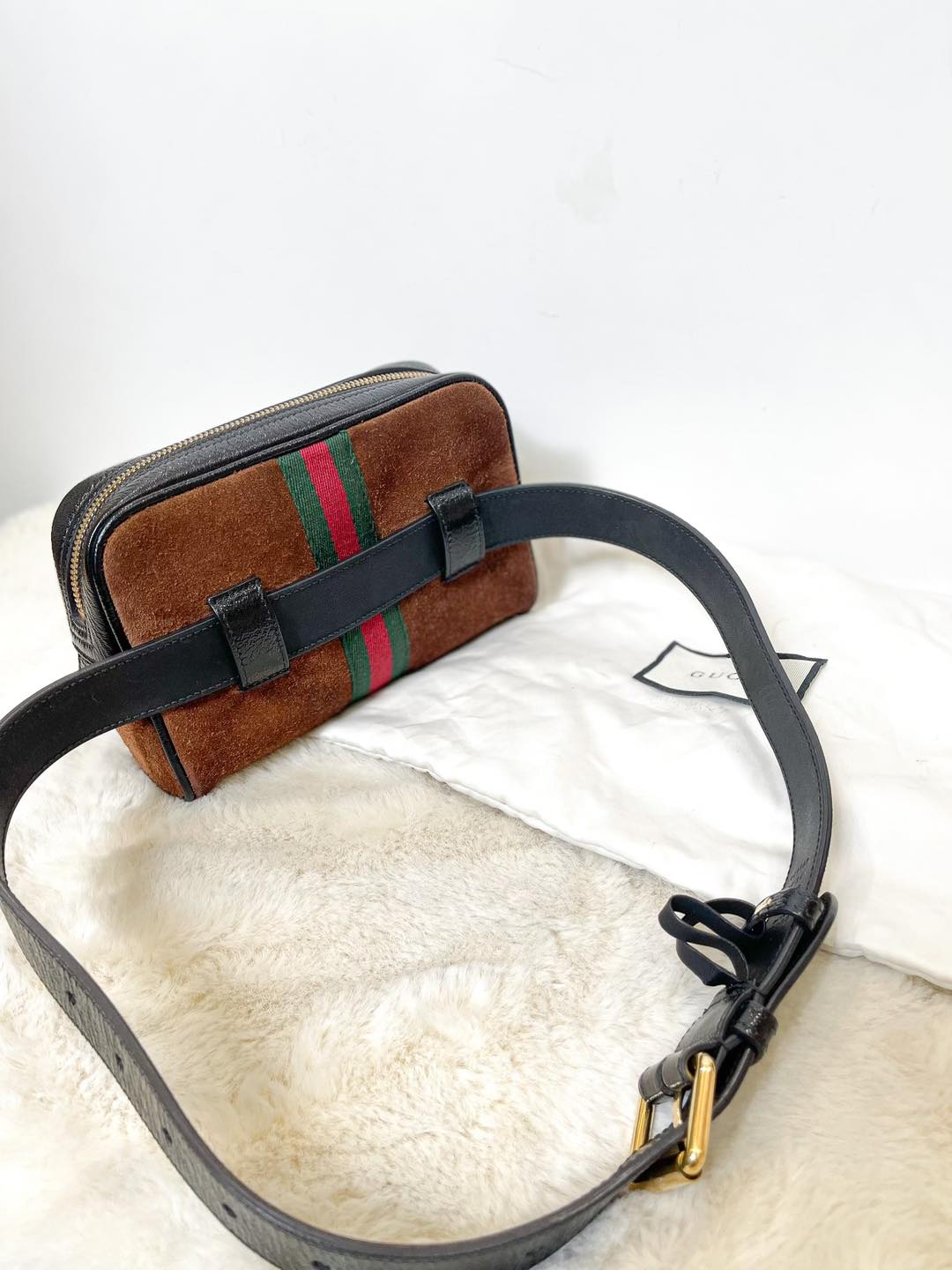 Gucci Beltbag Da Lộn Nâu